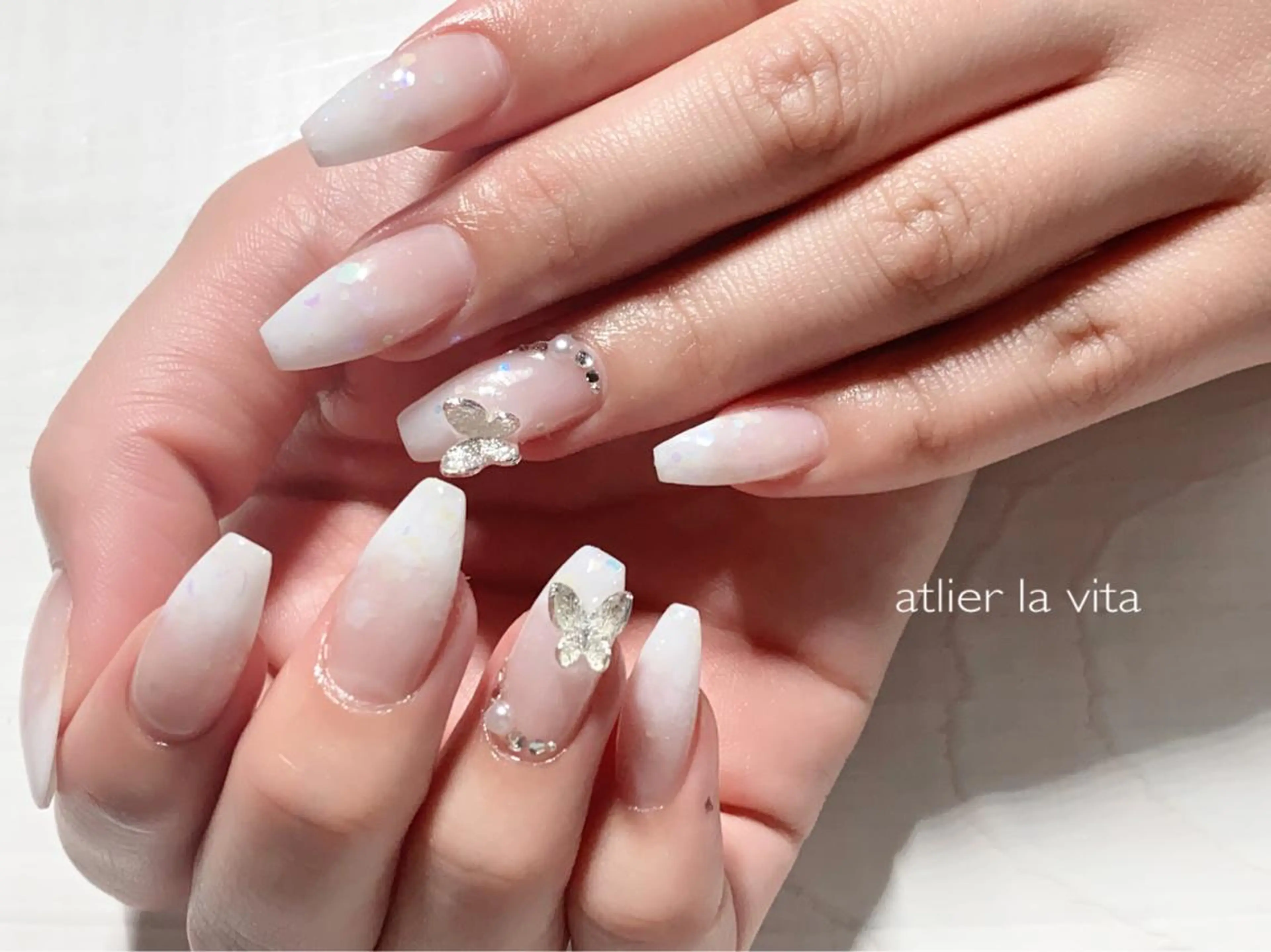 ネイル アートネイル ハンドネイル atelier la vita所属・lavita. mimuraのネイルデザイン