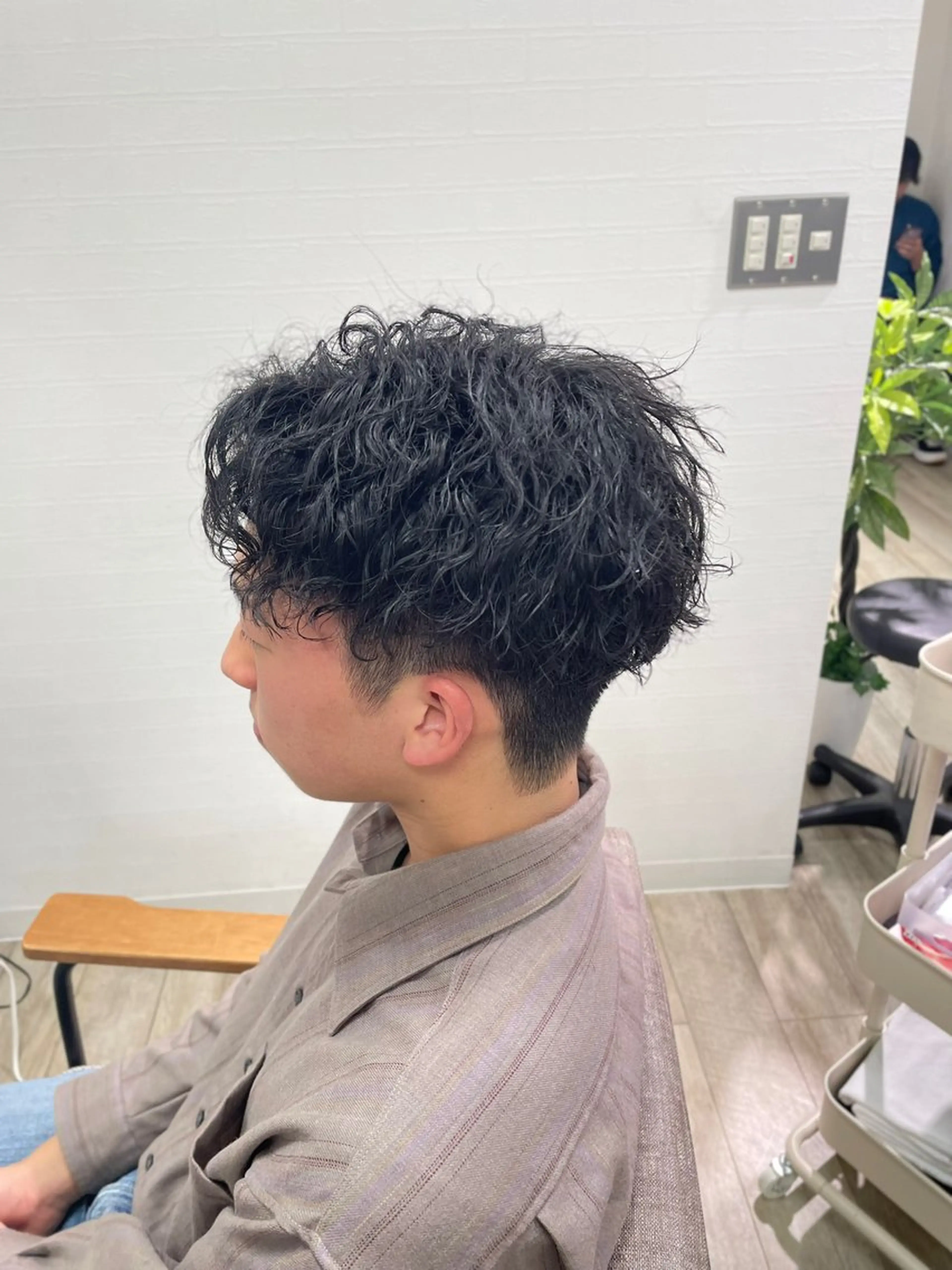 ショート パーマ メンズ カット パーマ 【髪質改善サロン】 🌟だいち🌟のヘアスタイル