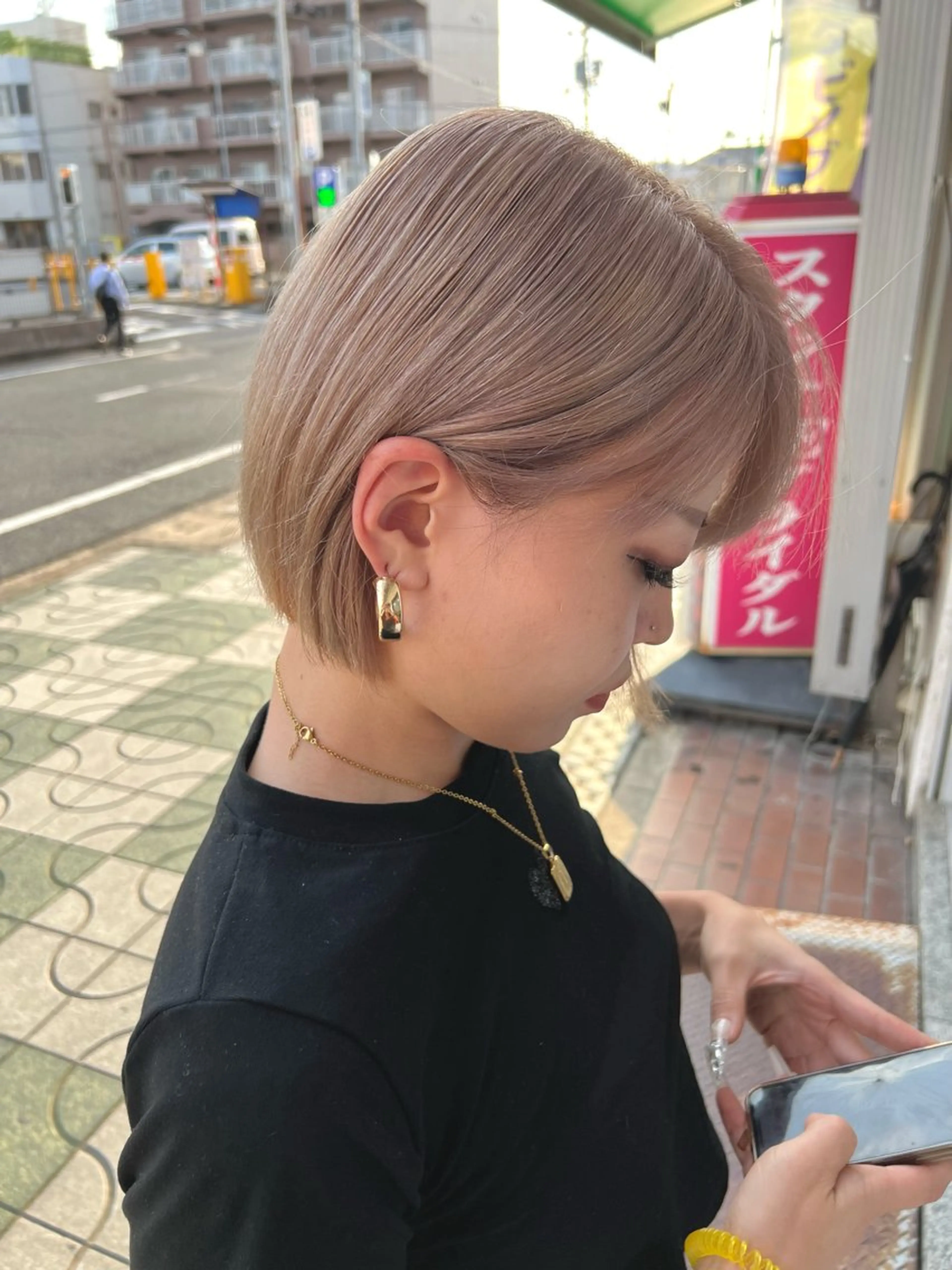 ショート カラー ショートボブ バレイヤージュ ブリーチ ケアブリーチ 透明感カラー カット ヘアカラー トリートメント ヘアセット hair terrace M所属・村岡 芽衣のヘアスタイル