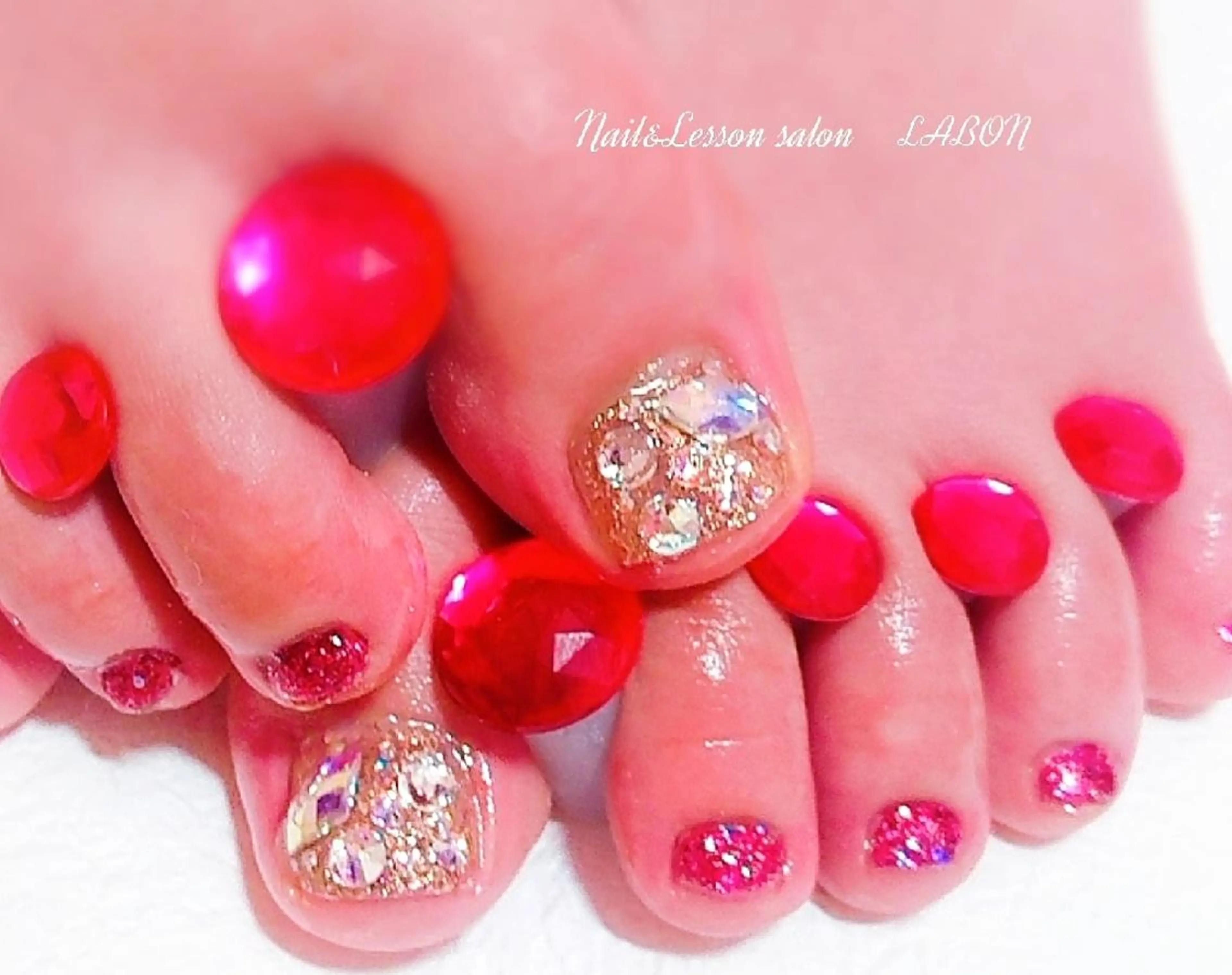 ネイル キラキラネイル フットネイル Nail salon LABONのネイルデザイン