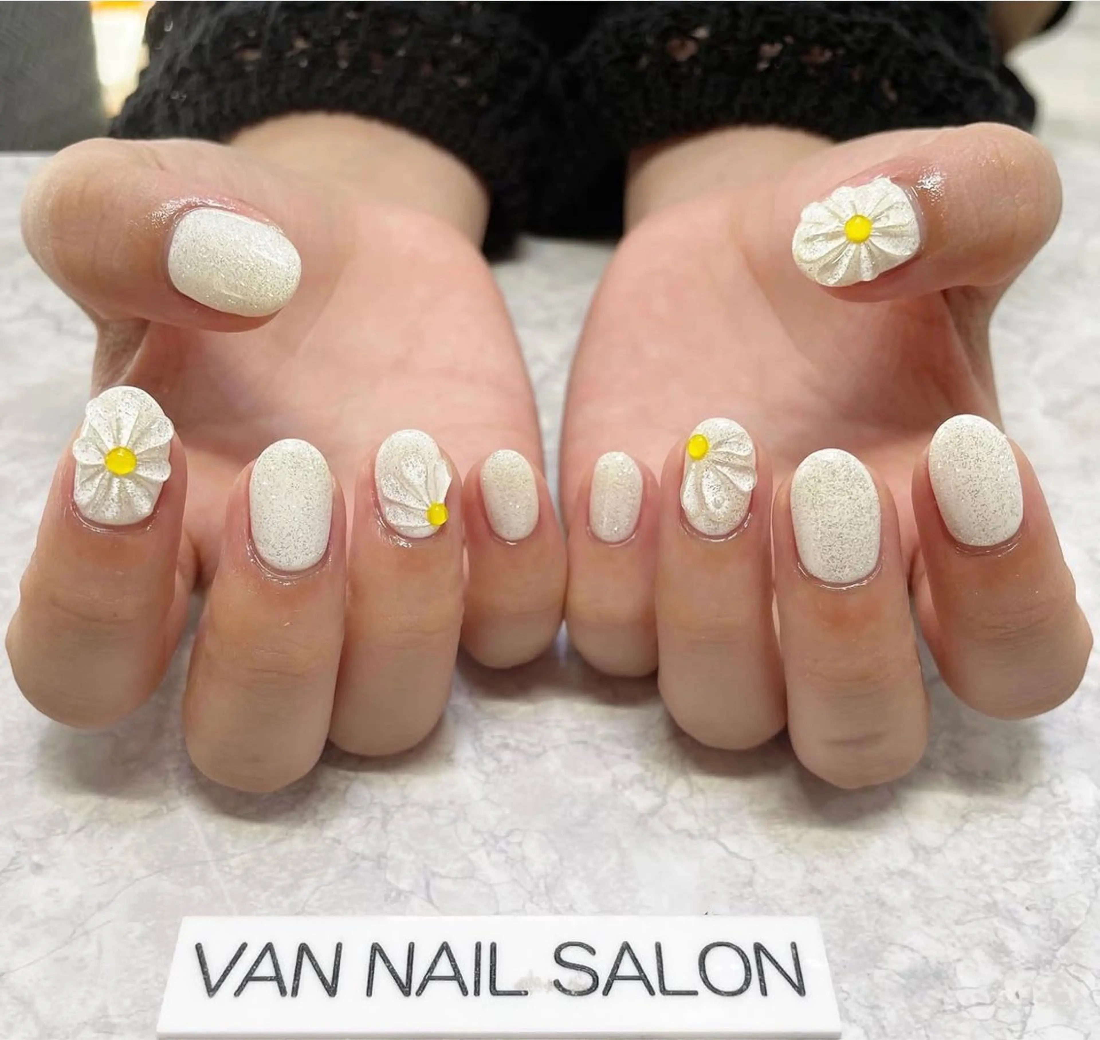 ネイル Van Nail 本厚木店所属・Van Nail Salonのネイルデザイン