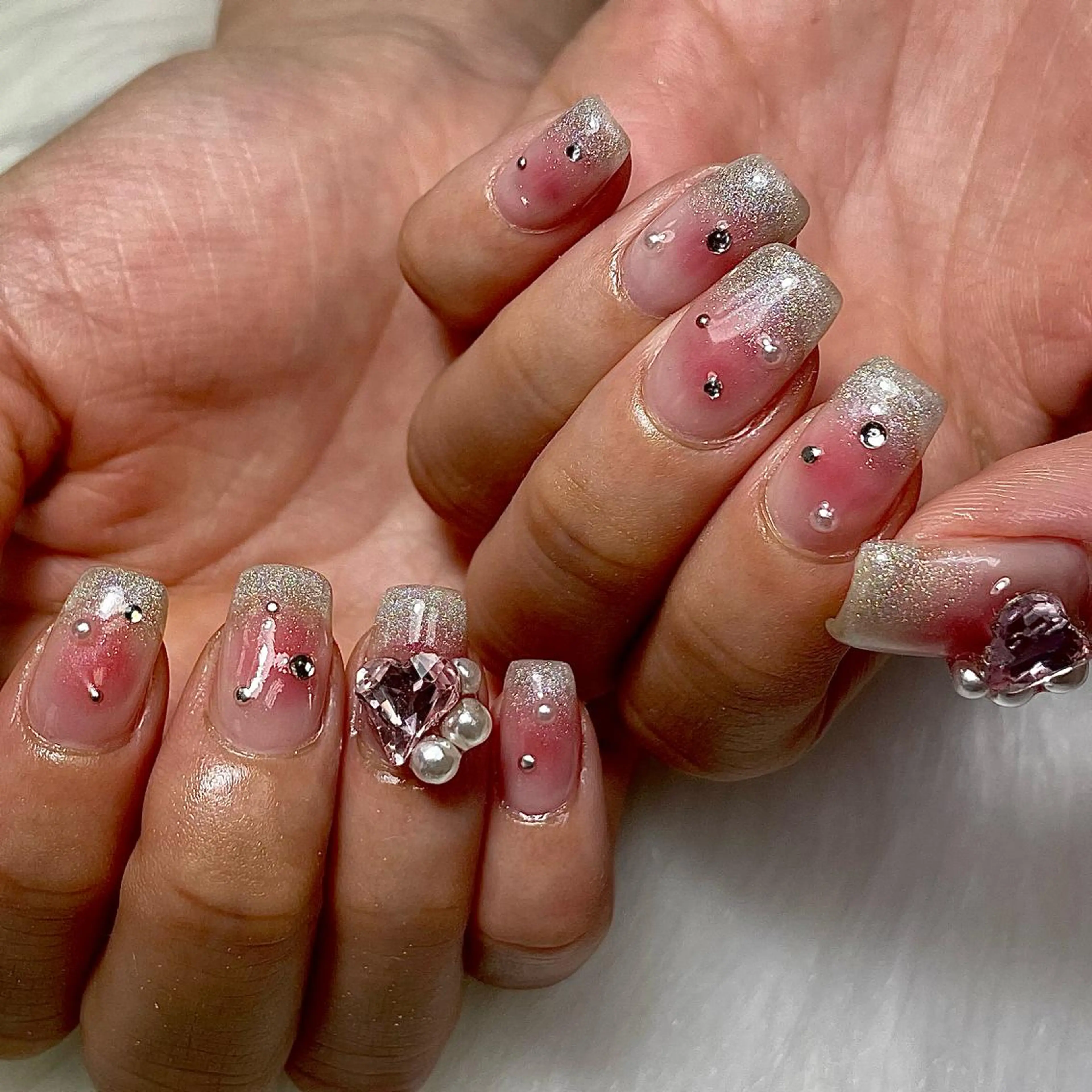 ネイル ハンドネイル ハンドケア Feliz所属・Feliz 楽しいネイルサロンのネイルデザイン