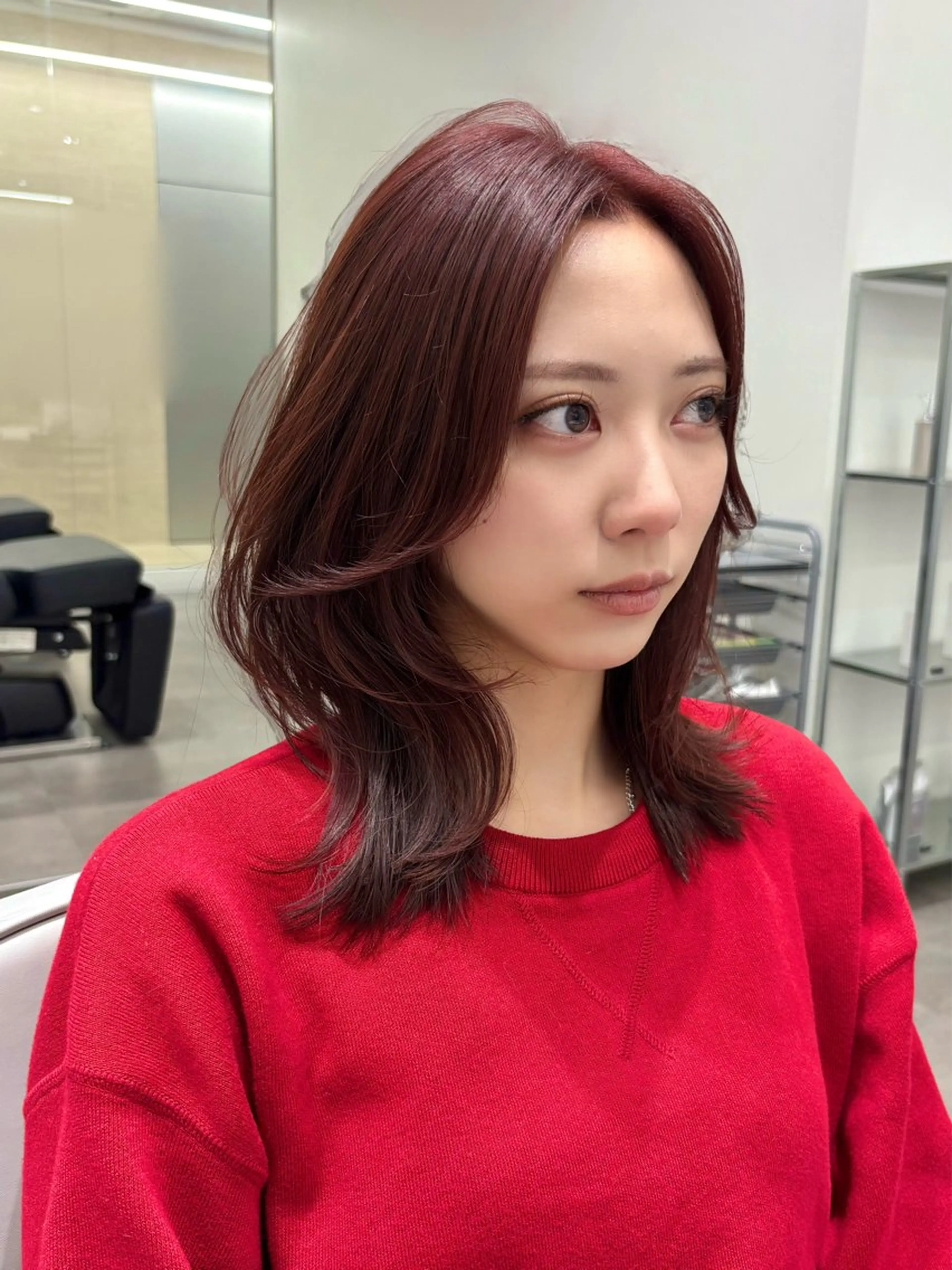 ミディアム レイヤーカット カット ヘアカラー トリートメント PULSE yokohama所属・横浜駅/韓国レイヤー /髪質改善のヘアスタイル