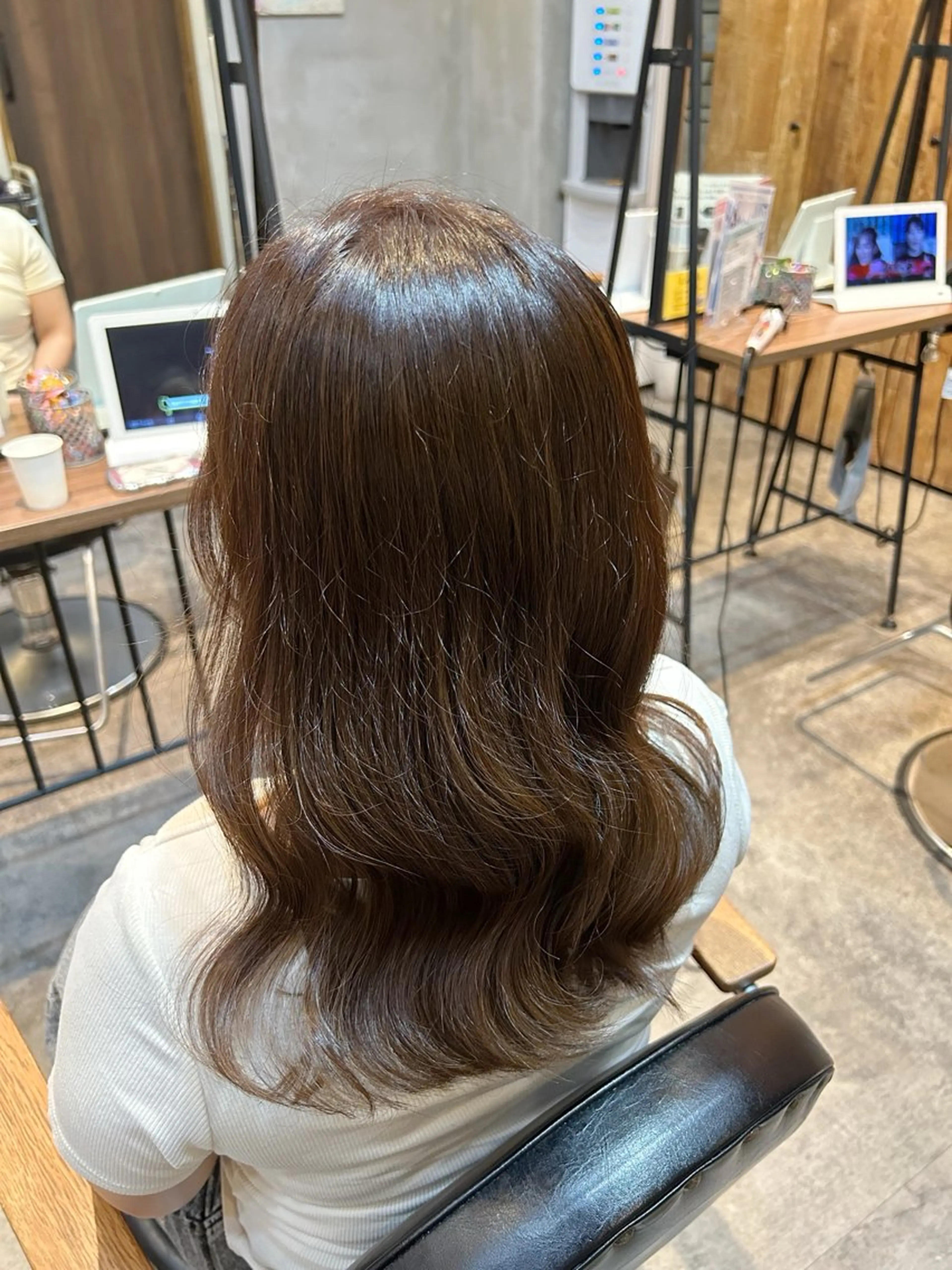 ナチュラルカラー☆ベーストリートメント付きの写真