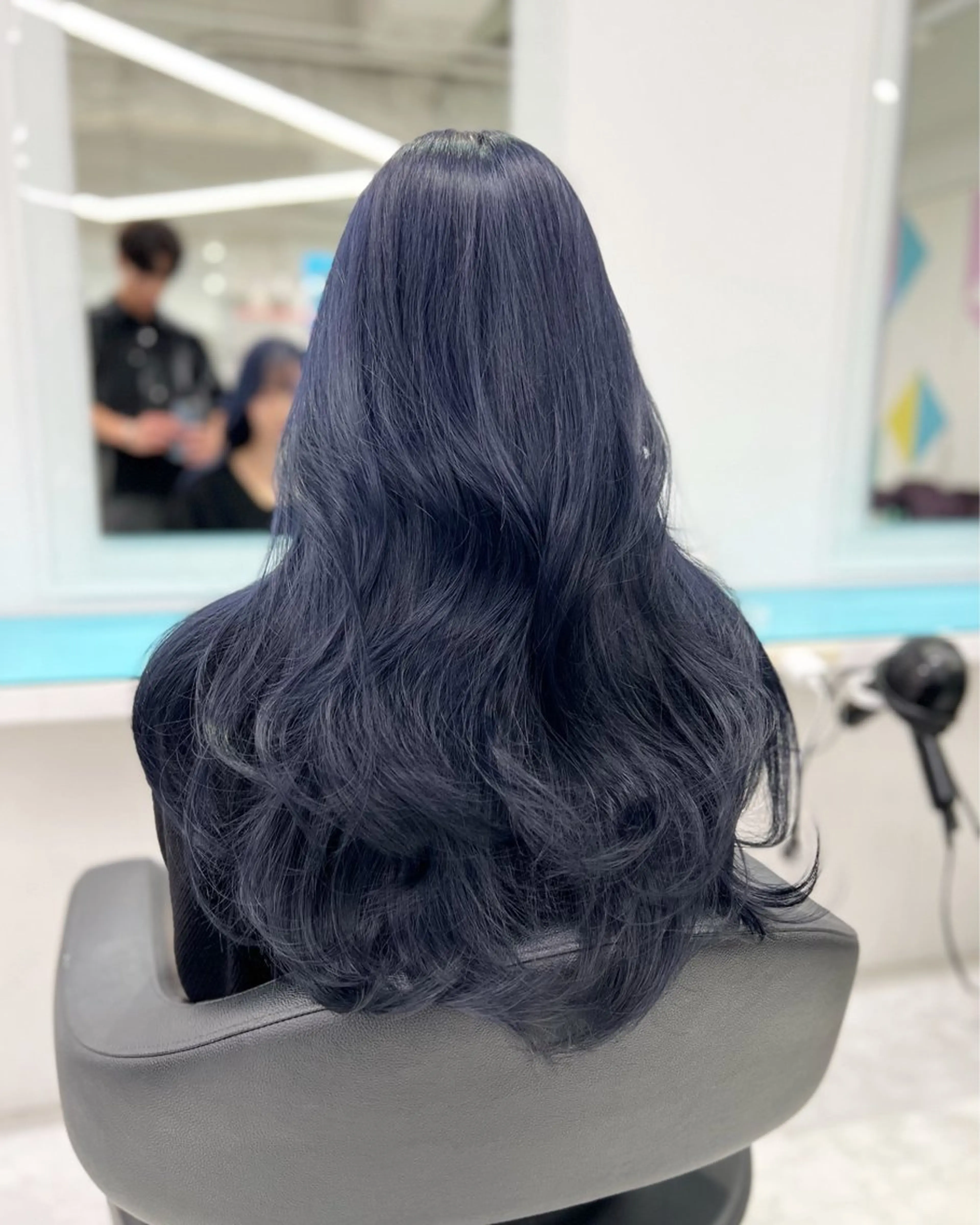 ロング カラー ヘアカラー トリートメント ヘッドスパ ヘアセット 🇨🇳中韓レイヤー 暗髪カラー🇰🇷のヘアスタイル