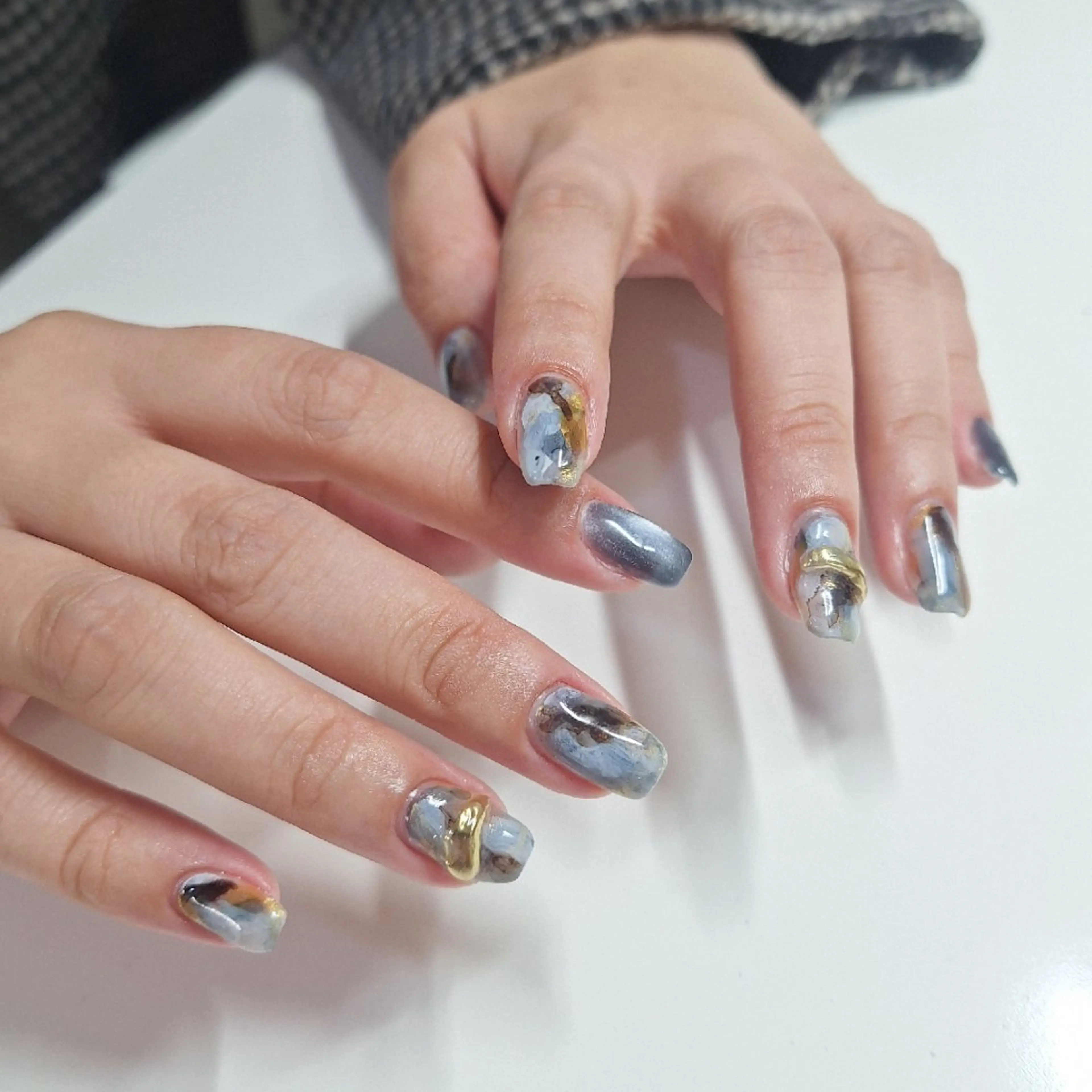 ネイル ハンドネイル nailstudio eviz仙台店のネイルデザイン