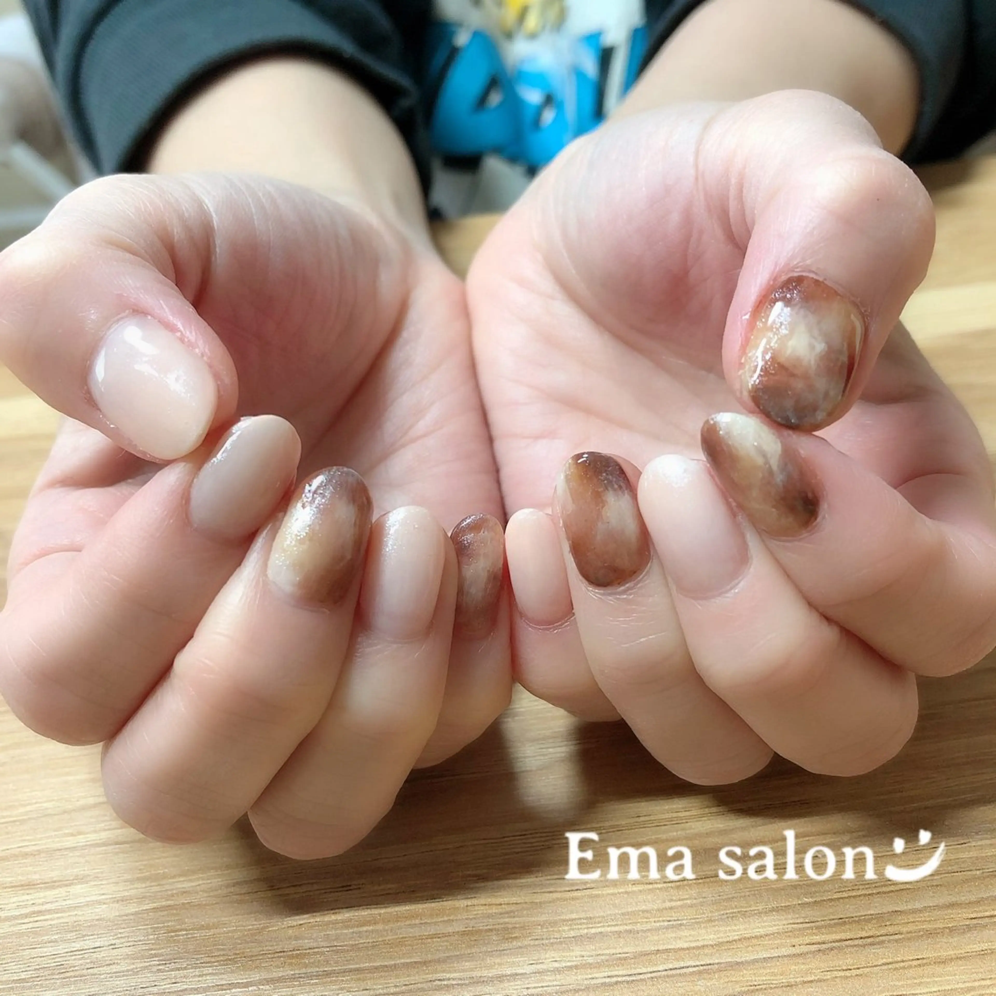 ネイル Ema salon satomiのネイルデザイン