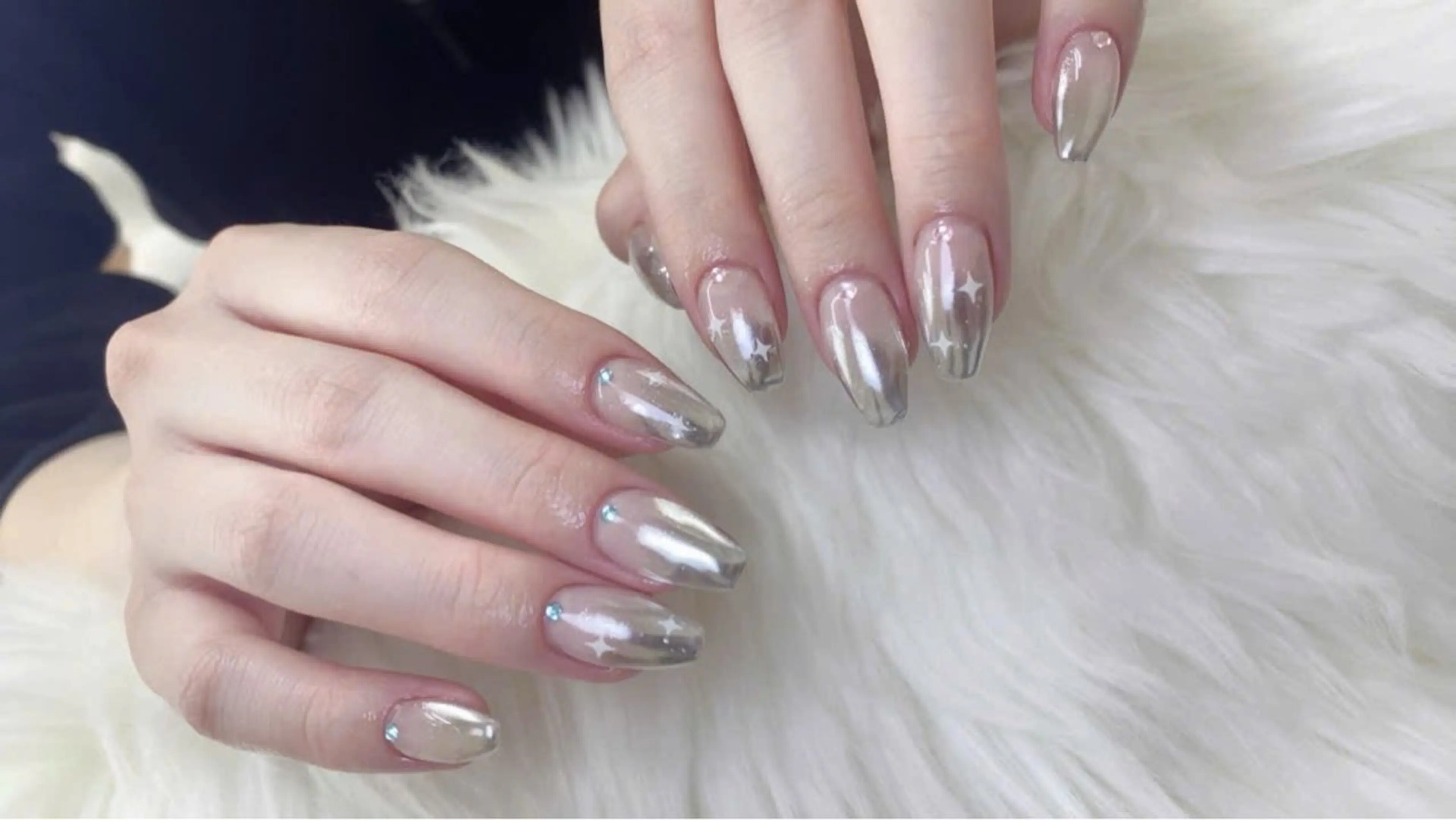 ネイル フットネイル フレンチネイル 韓国ネイル マグネットネイル ニュアンスネイル ハンドネイル Hara Nailのネイルデザイン