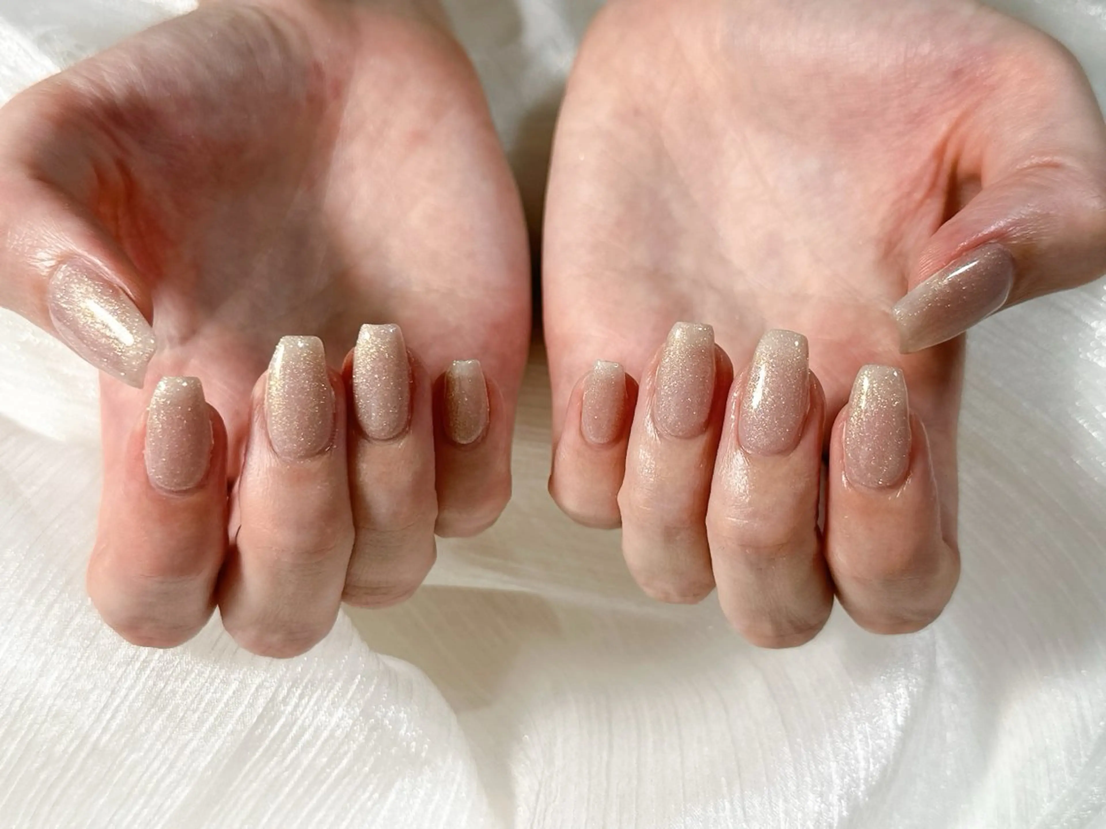 ネイル オーロラネイル ブルー フットネイル フレンチネイル ジェルネイル kiki nail たまプラーザのネイルデザイン