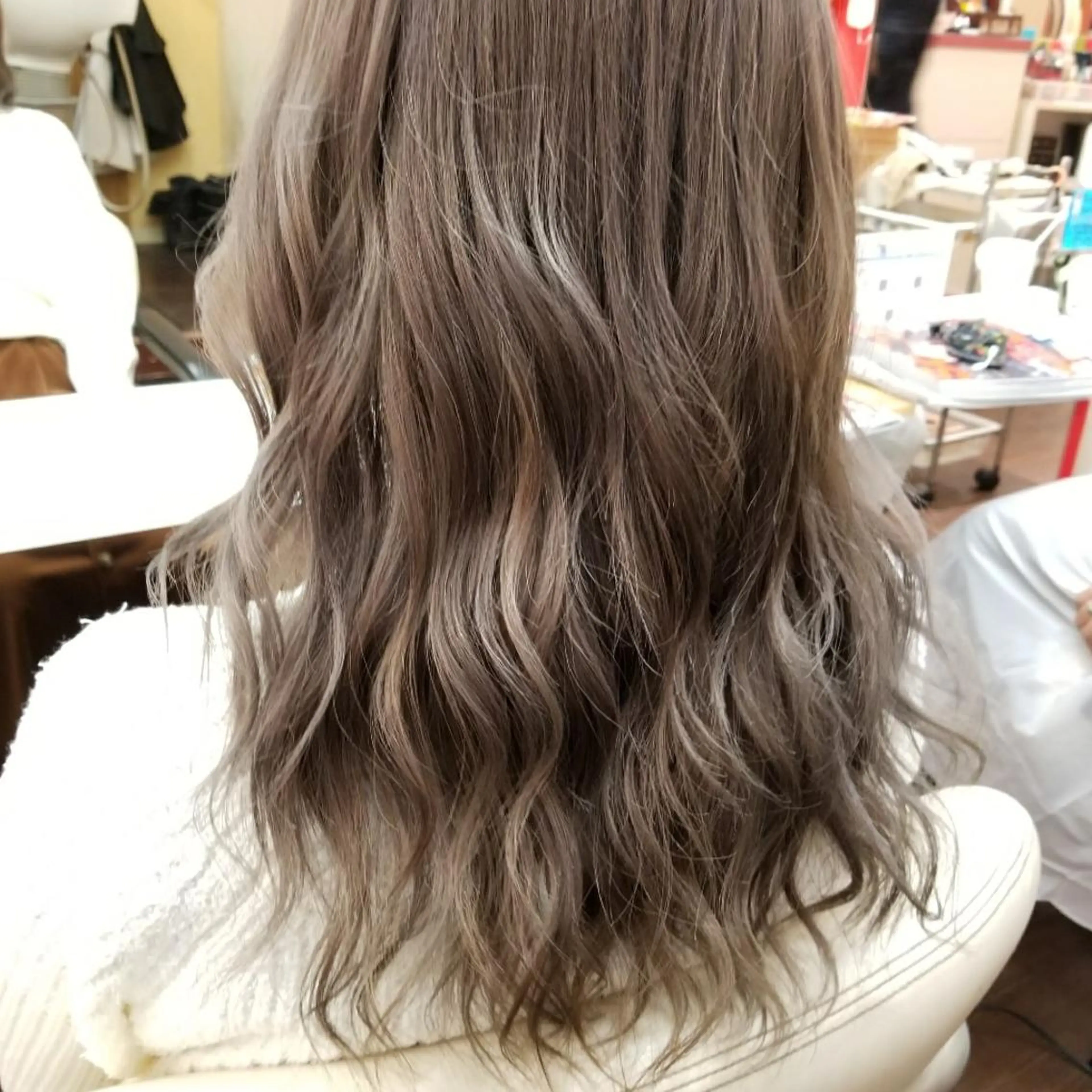ミディアム カラー ヘアカラー 植田 修平/エクステ /髪質改善カラーのヘアスタイル