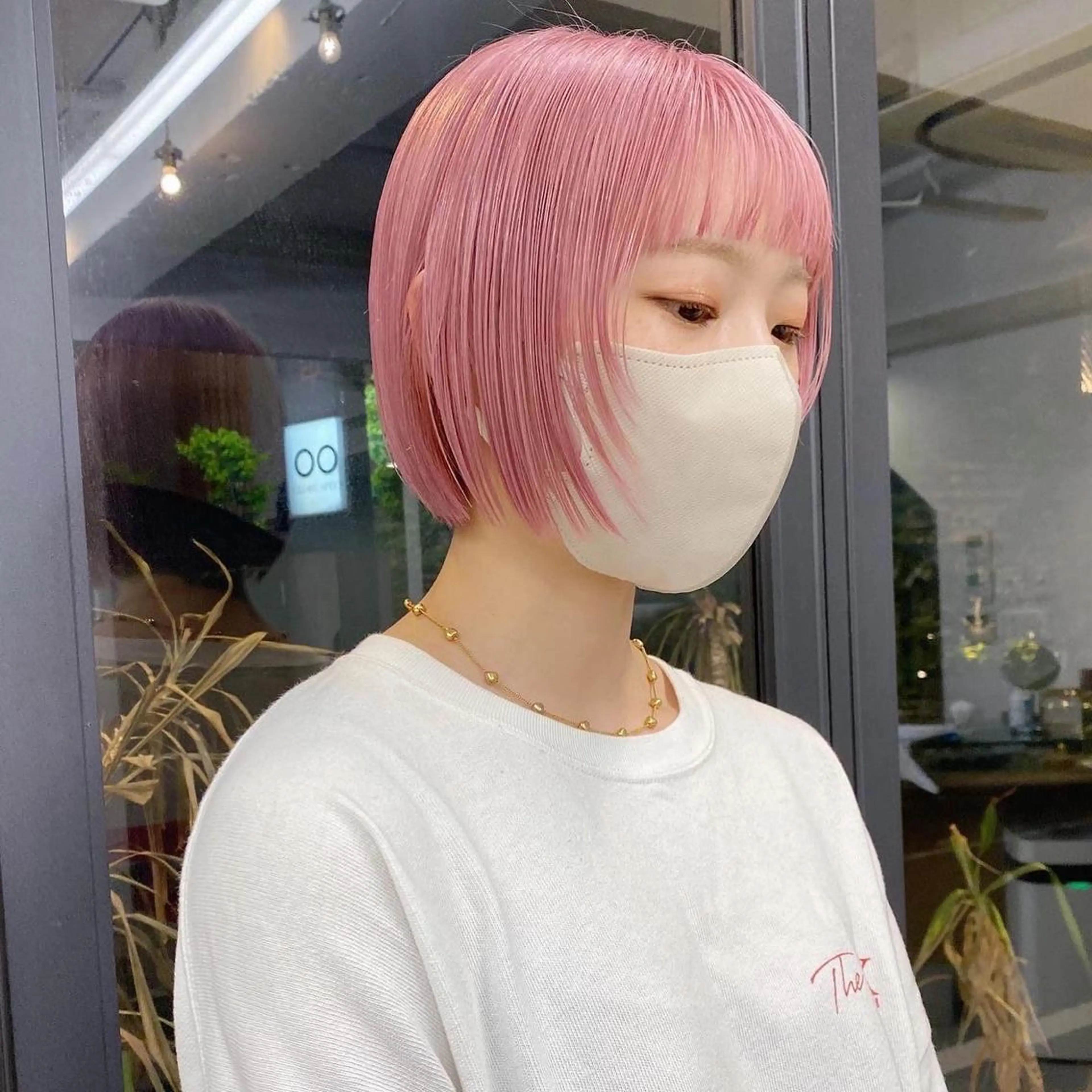 ショート カラー ヘアアレンジ ピンクカラー ボブ flamme Annaのヘアスタイル