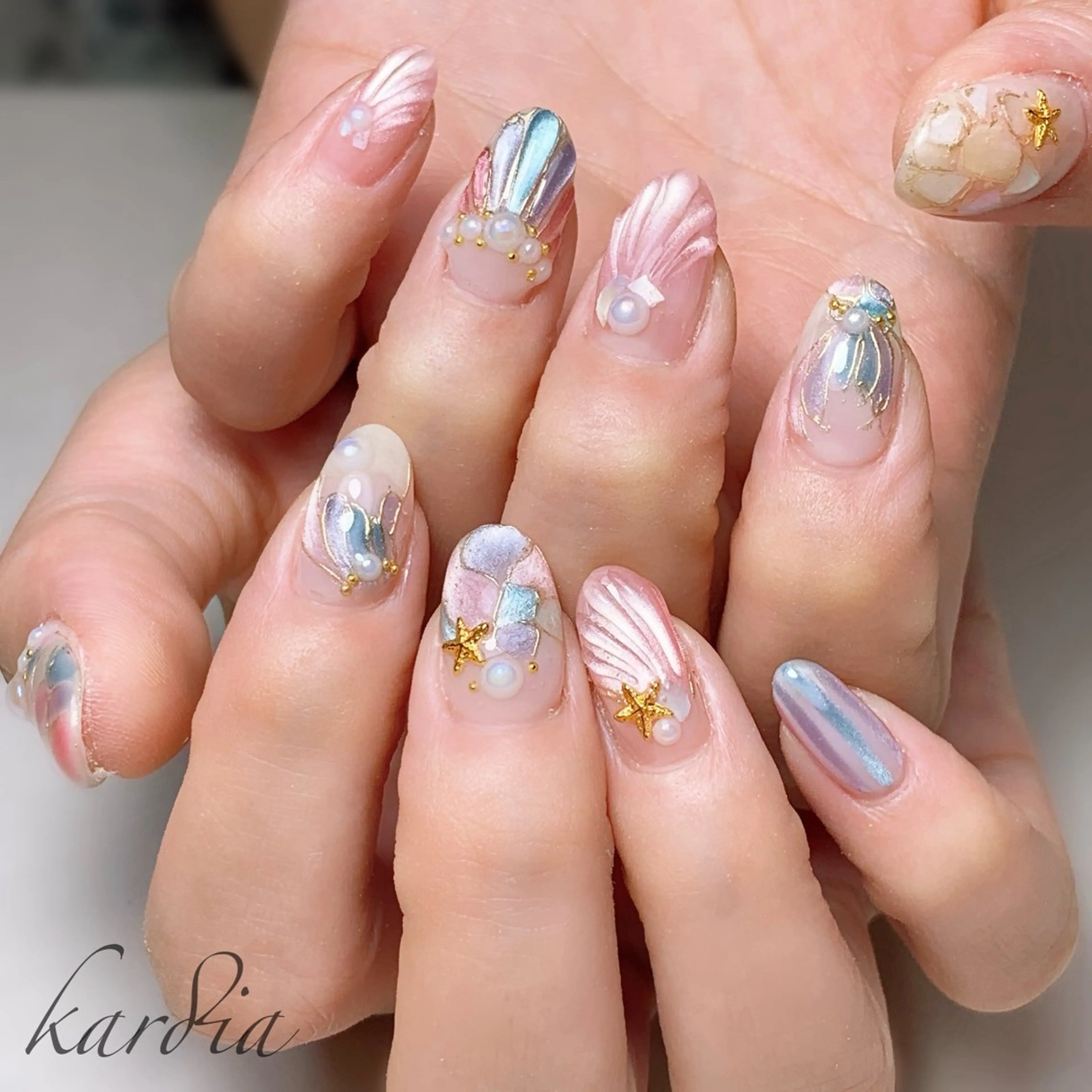 ネイル ハンドネイル καρδιά -ｶﾙﾃﾞｨｱ-のネイルデザイン