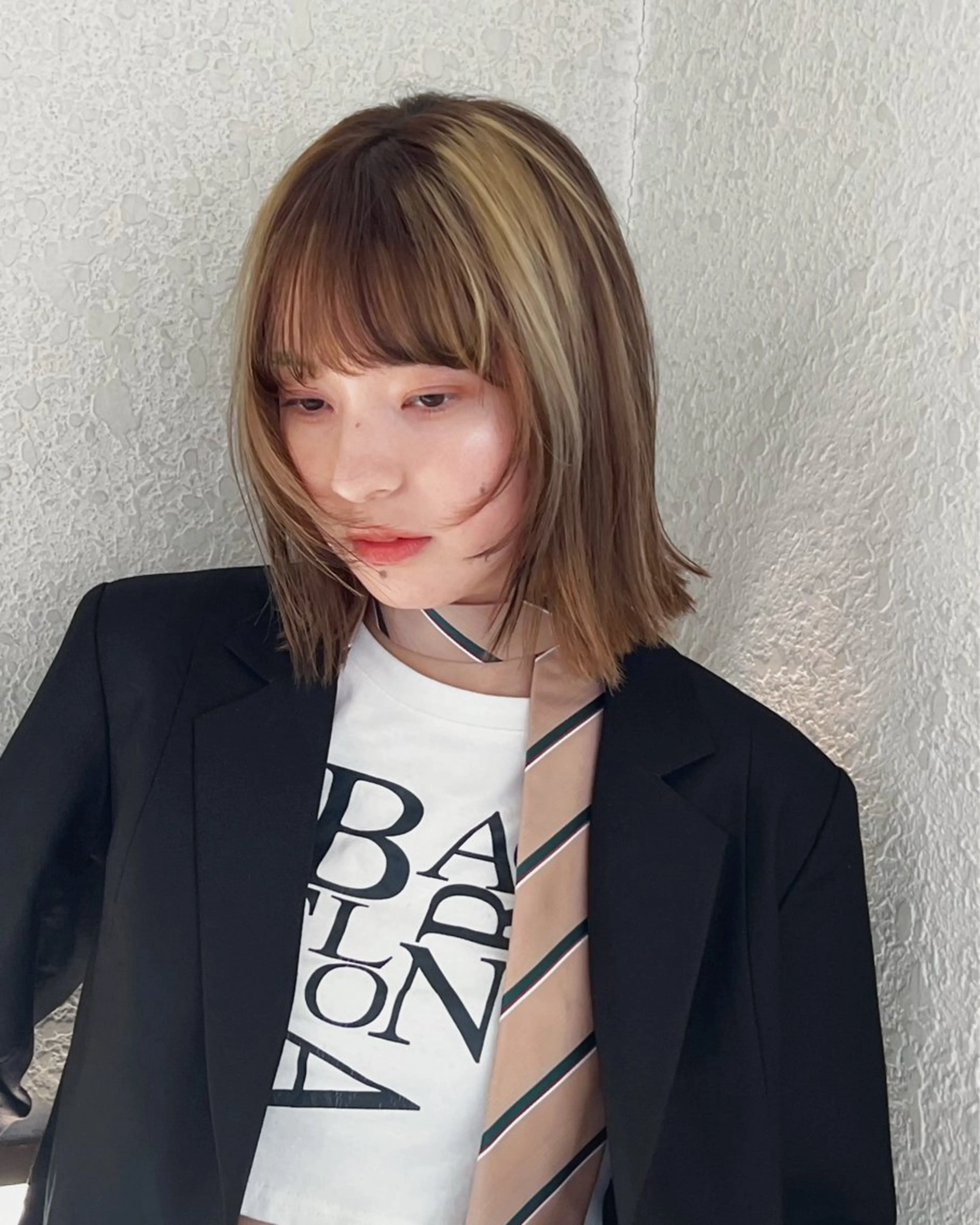 ミディアム TRICCA 銀座所属・奏羽　"ショート ・ボブ ・レイヤー"のヘアスタイル