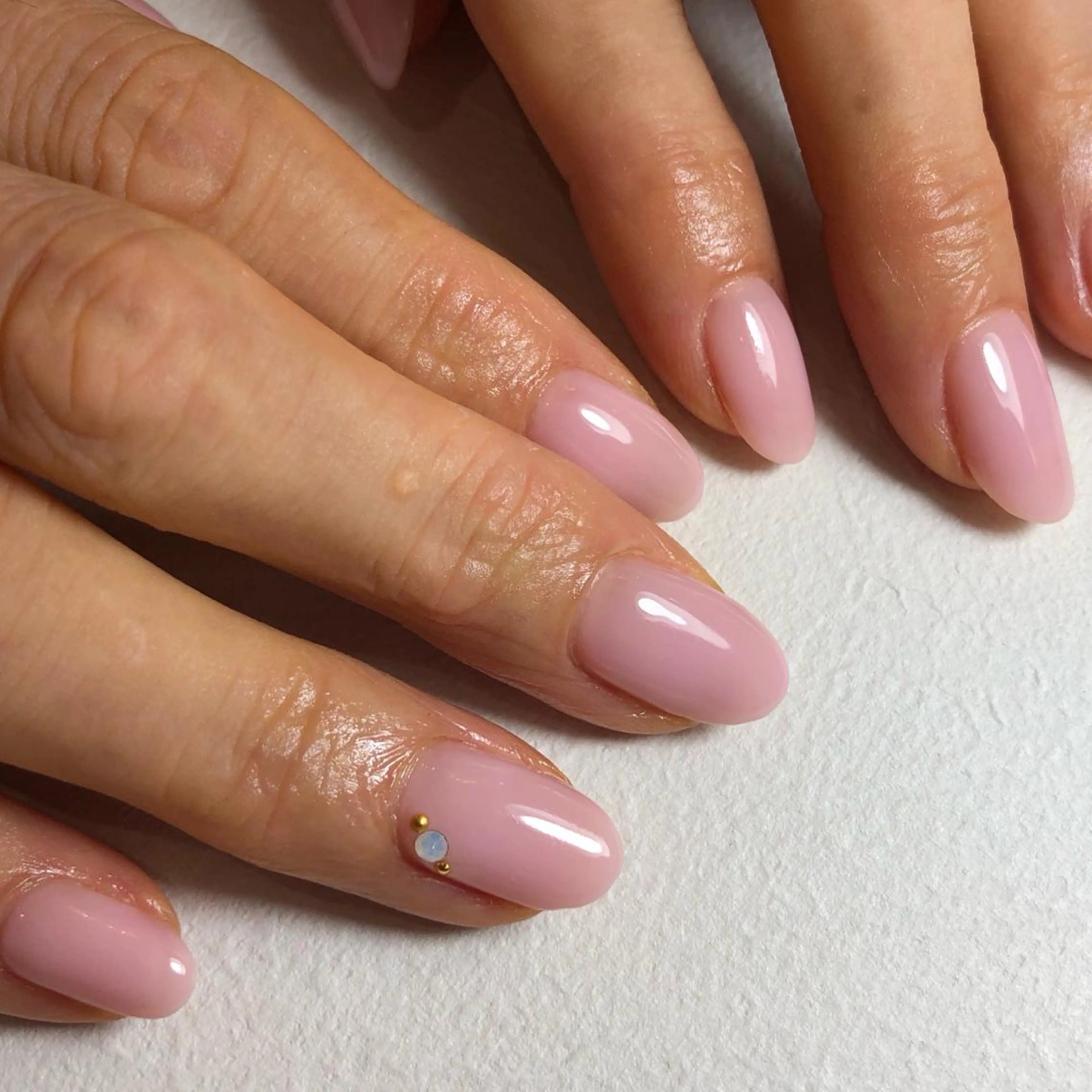 ネイル アートネイル ワンカラーネイル ストーンネイル ハンドネイル Atelier Joie所属・Nail salon アトリエジョワ　金山のネイルデザイン