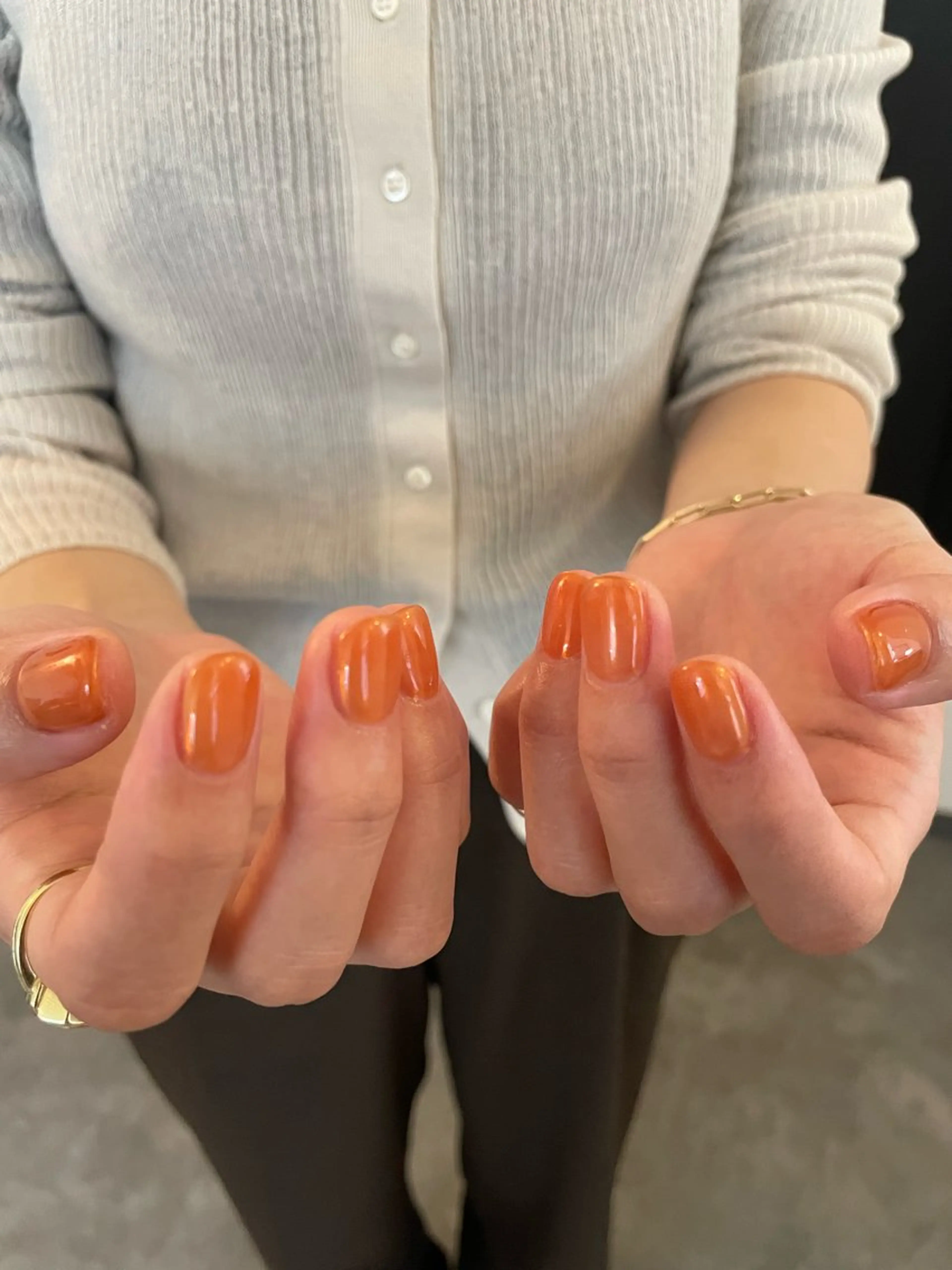 ネイル オーロラネイル ハンドネイル roof nailのネイルデザイン