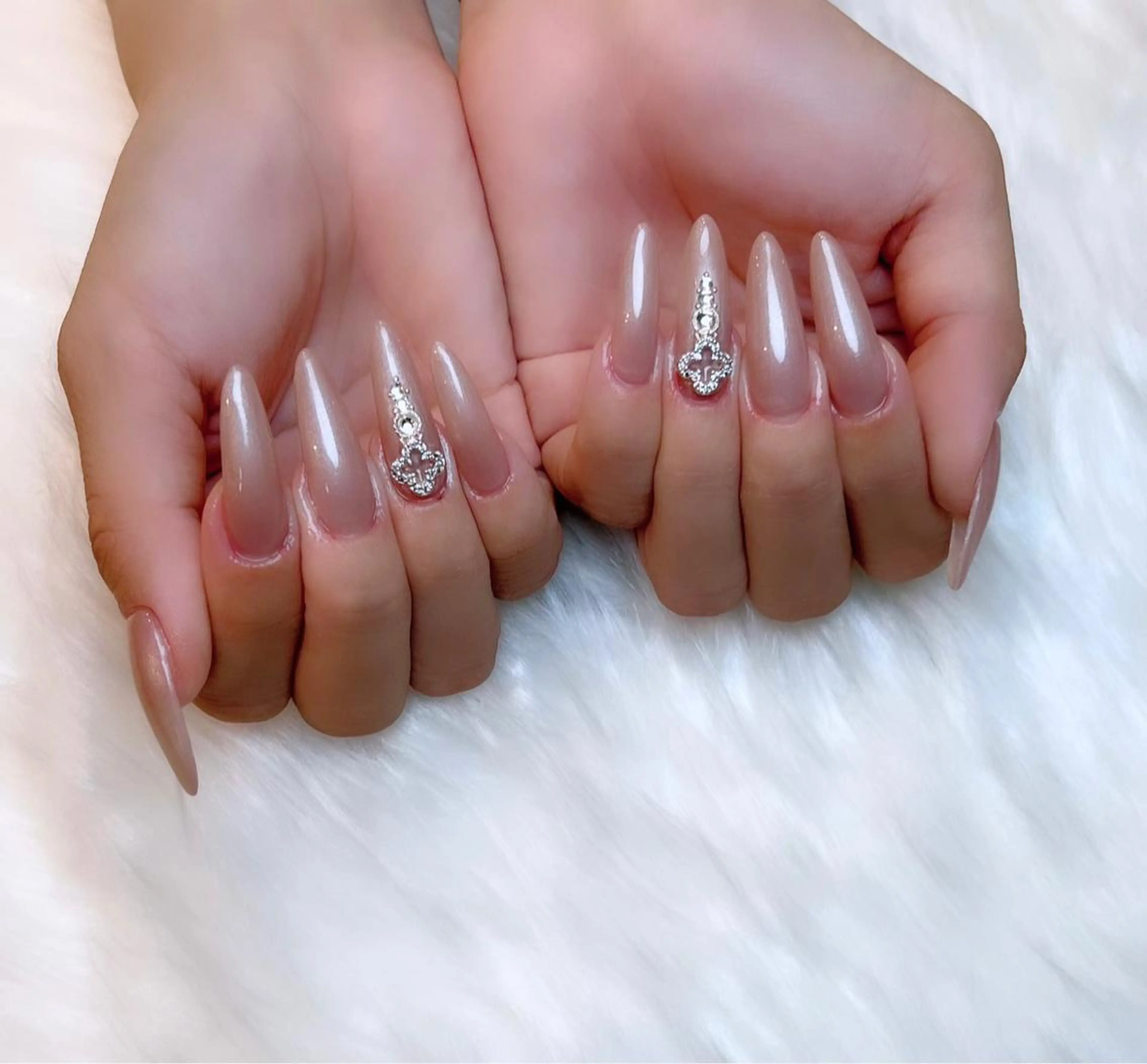 ネイル Lino+ ネイル&よもぎ蒸しのネイルデザイン