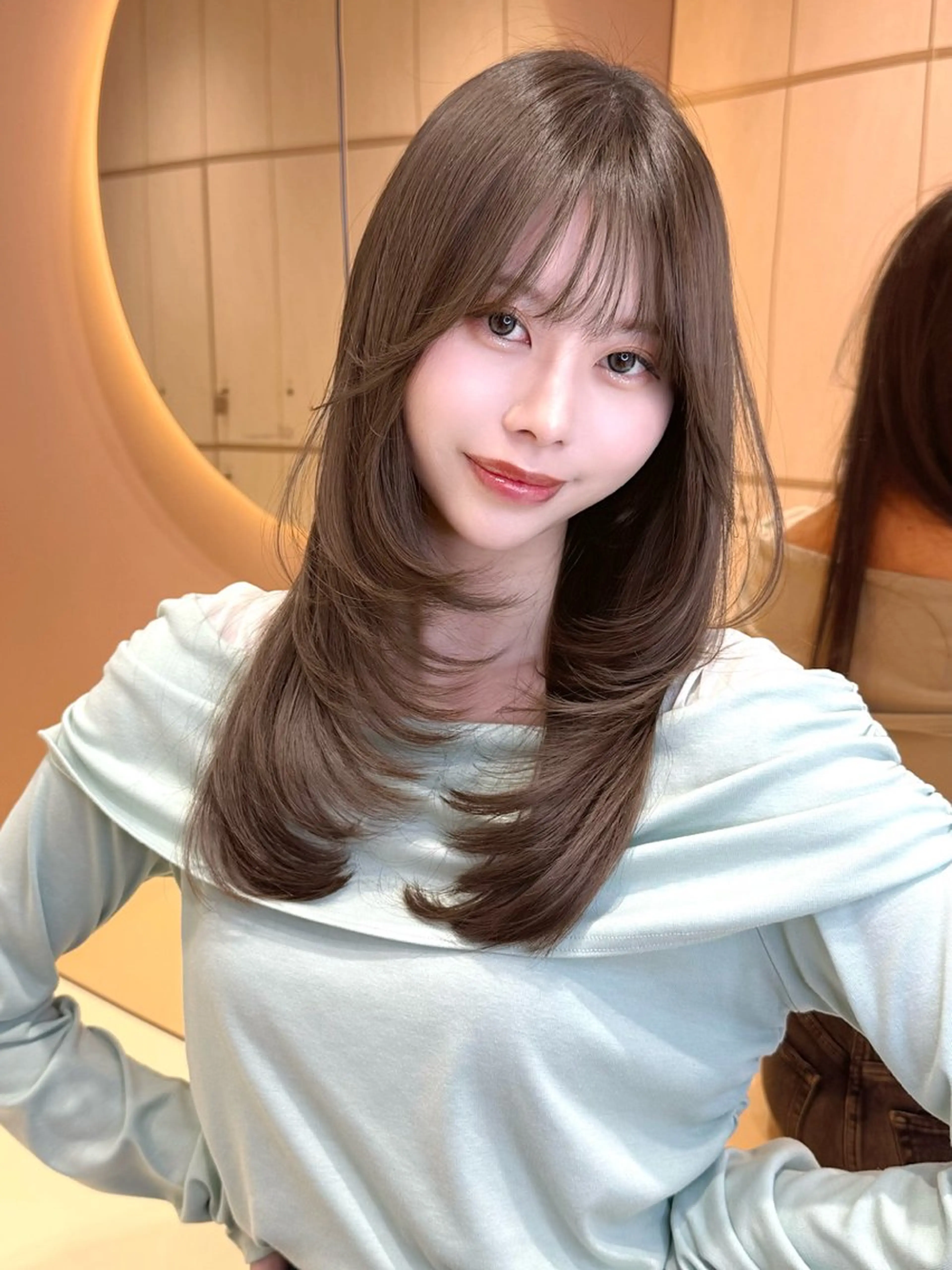 セミロング カラー 髪質改善 縮毛矯正 韓国ヘア　柏崎颯刀のヘアスタイル