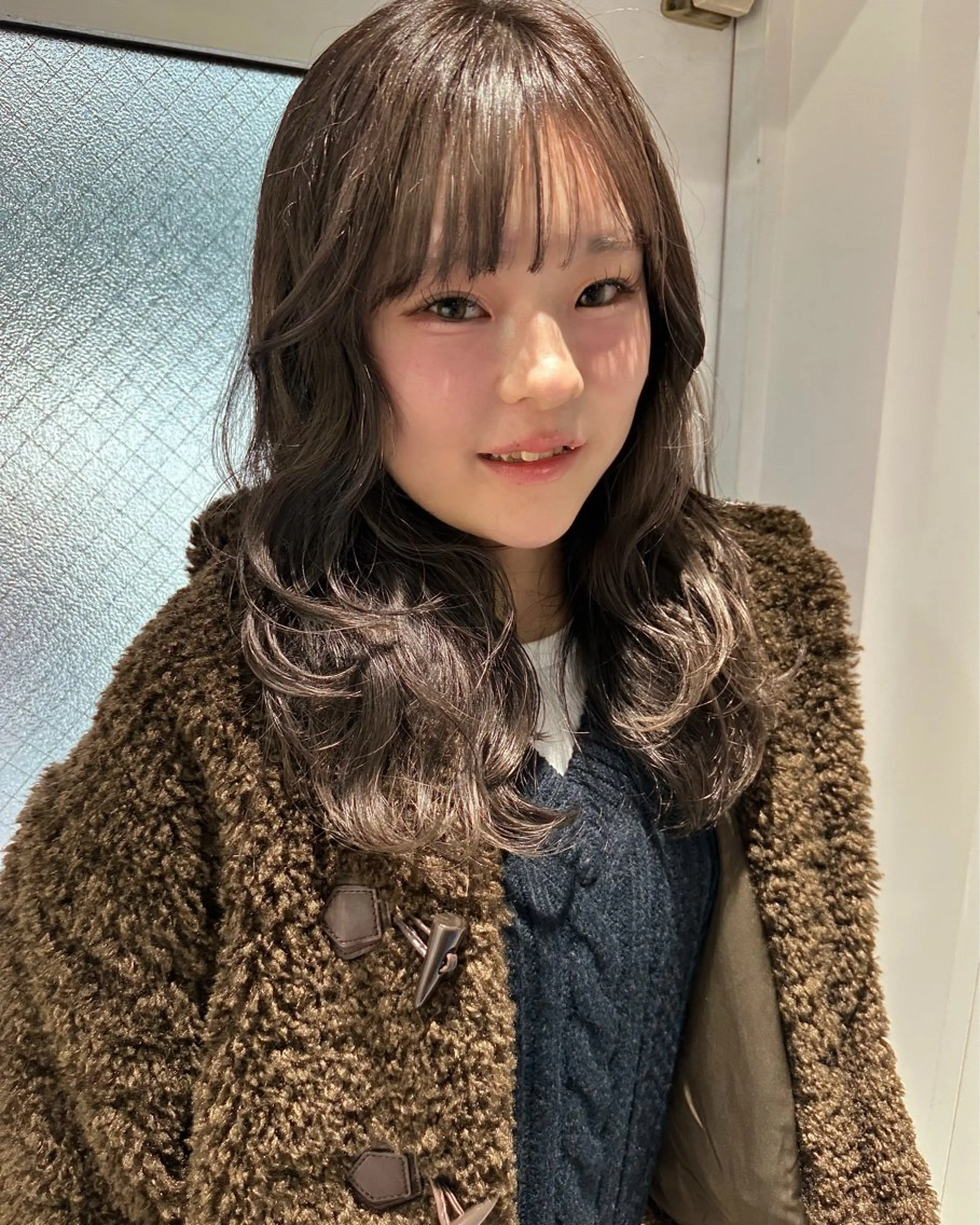 ミディアム カラー カット ヘアカラー トリートメント 海外風 レイヤー 💠MIKUのヘアスタイル
