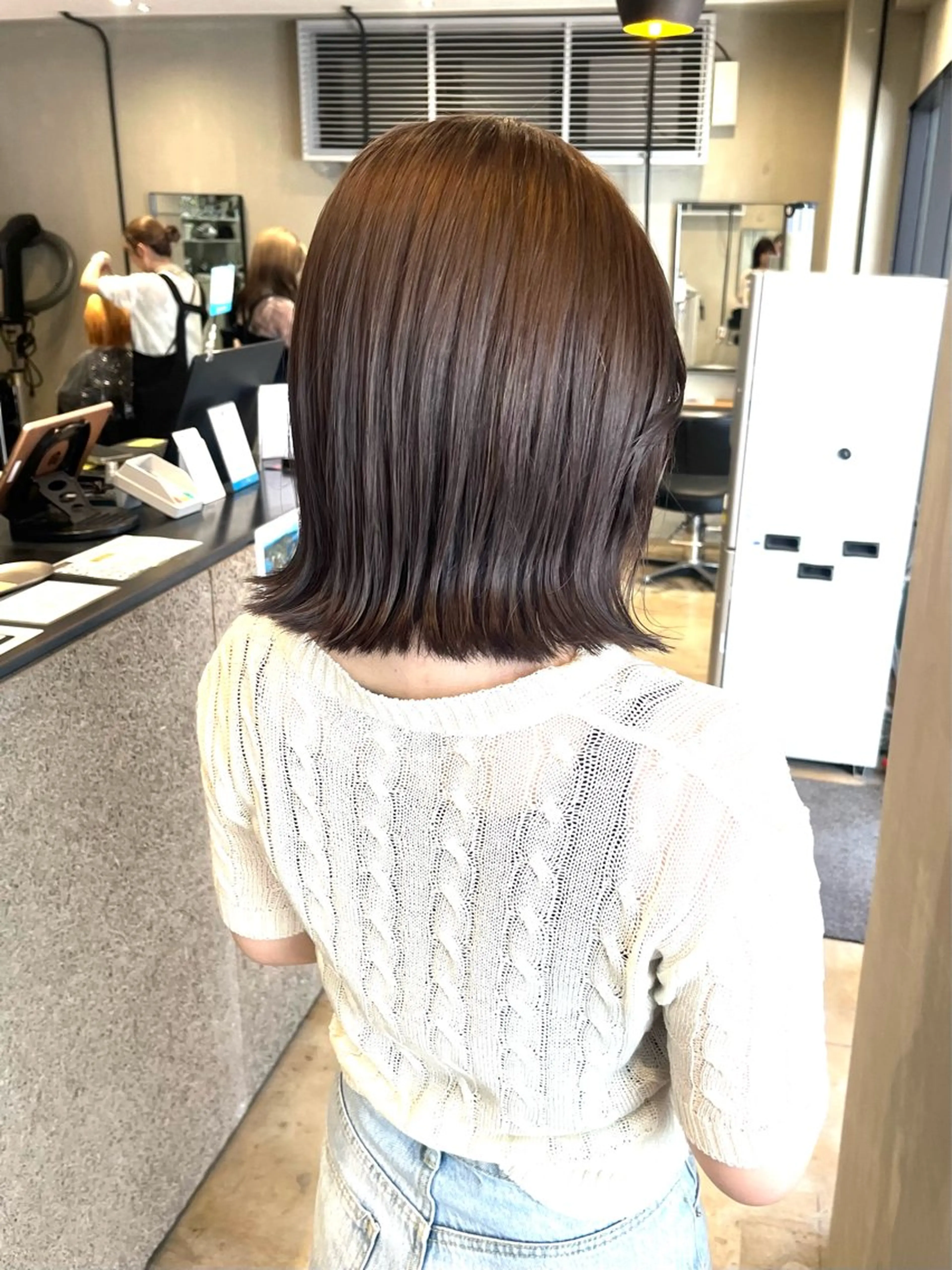 ミディアム カラー ヘアアレンジ みわ/博多 ブリーチ/カラーのヘアスタイル