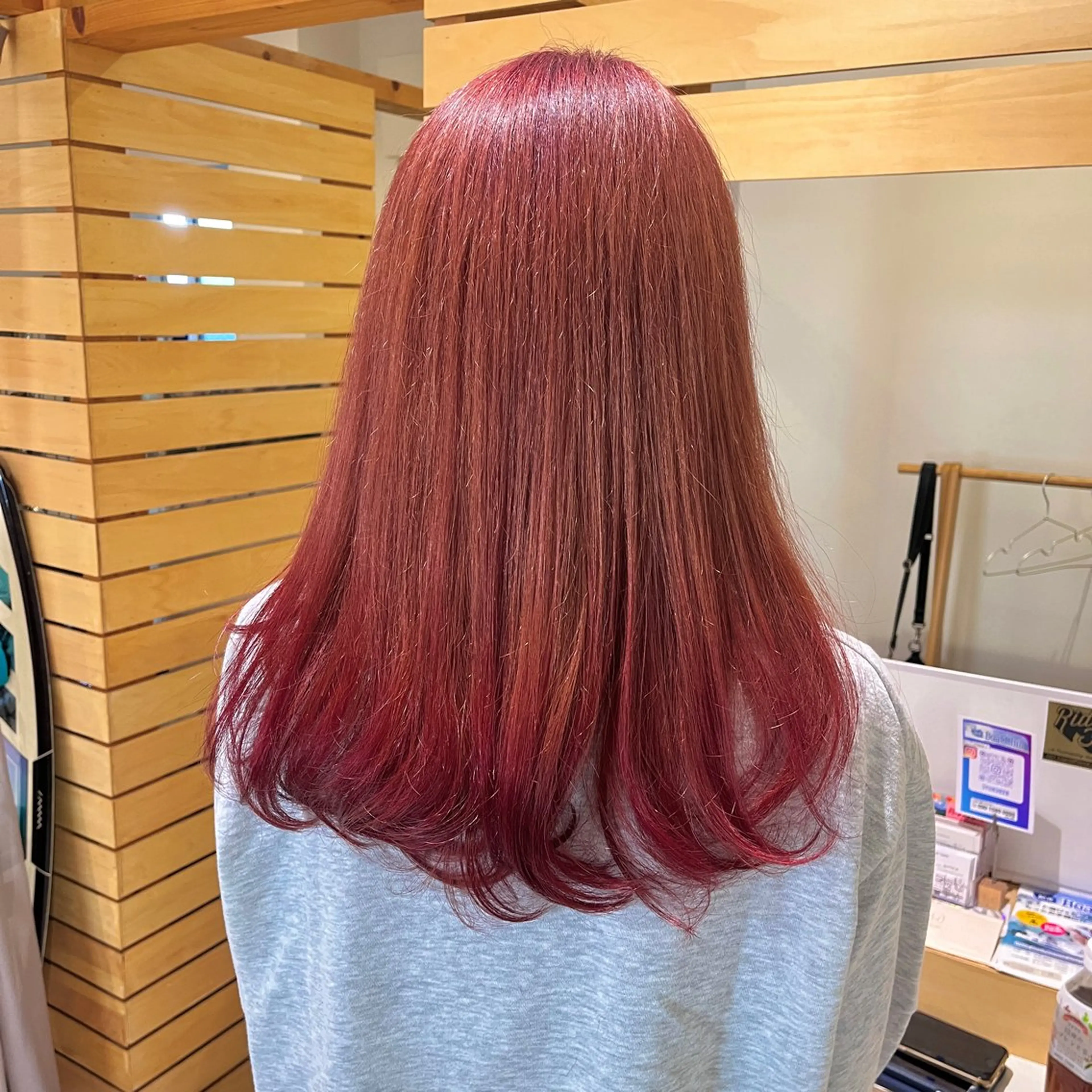セミロング カラー ブリーチ ヘアカラー トリートメント RUBEUS【ルベウス】所属・✨艶々カラー🎨 杉本賢人のヘアスタイル