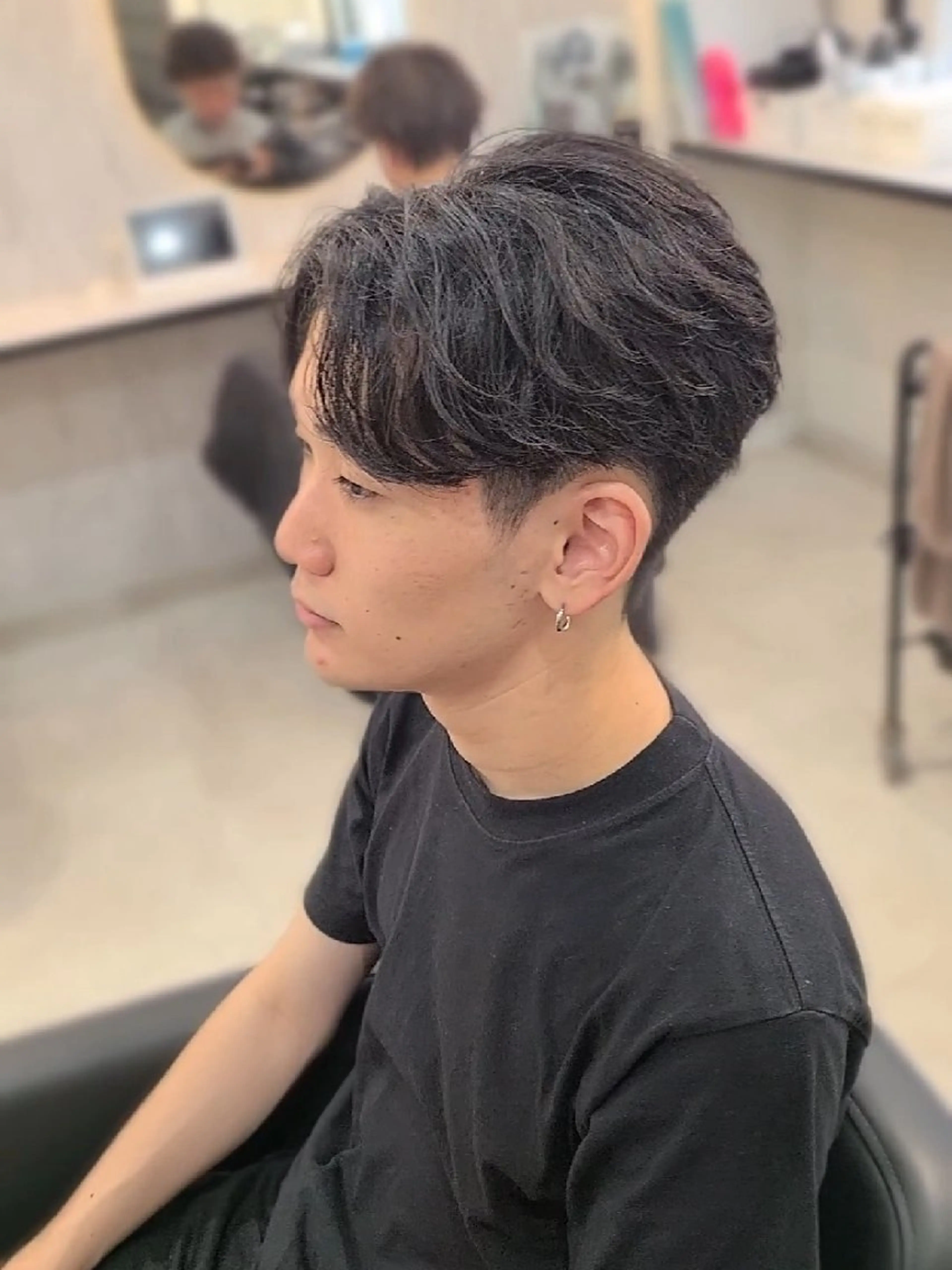 メンズ ミディアム ミディアムパーマ フェザーパーマ メンズパーマ カット ヘアセット Lapis 名古屋駅前店所属・LEN名古屋/パーマ メンズ特化美容師のヘアスタイル