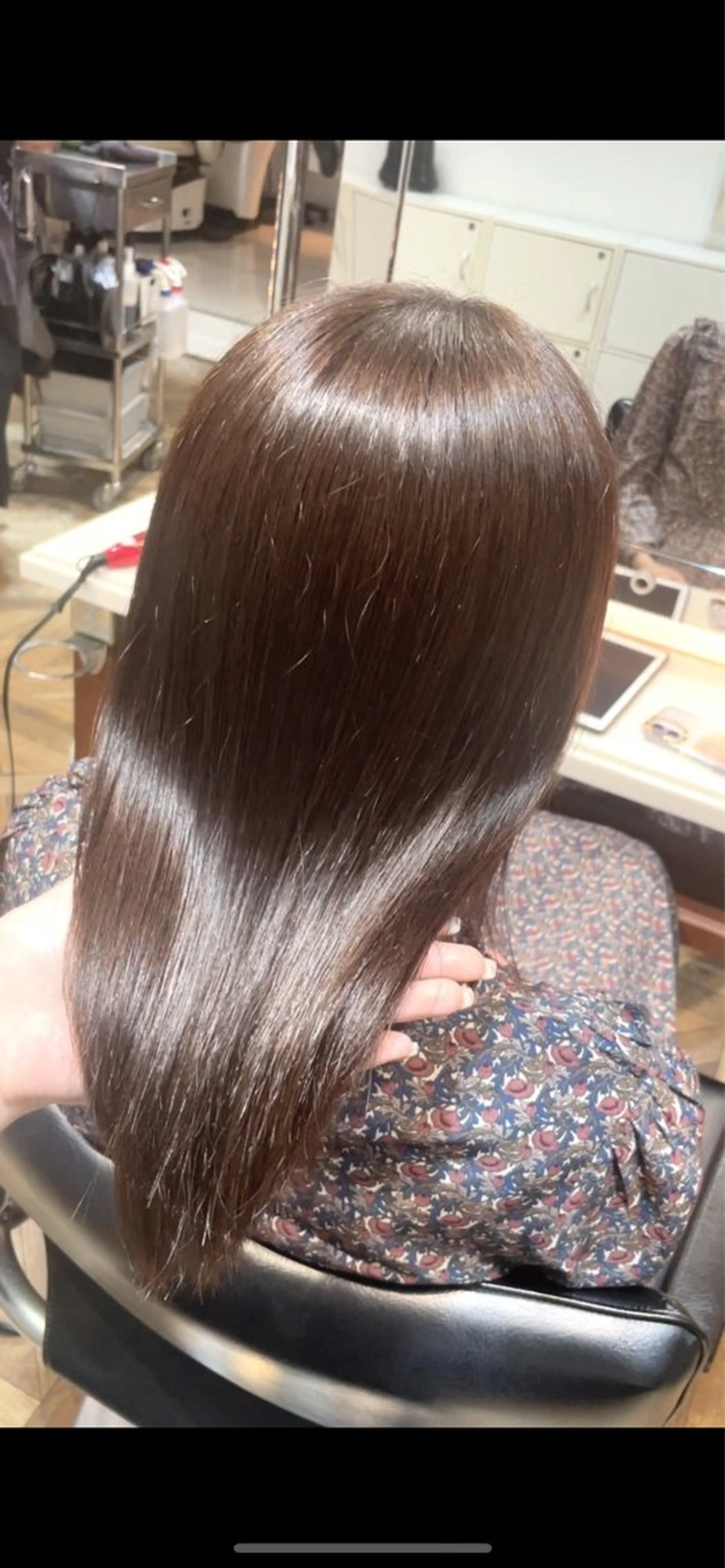 ミディアム カラー ベージュカラー ブリーチ 透明感カラー ブリーチなしカラー オリーブベージュ カット ヘアカラー トリートメント BEBE所属・ご新規様限定 透明感カラーKANAのヘアスタイル