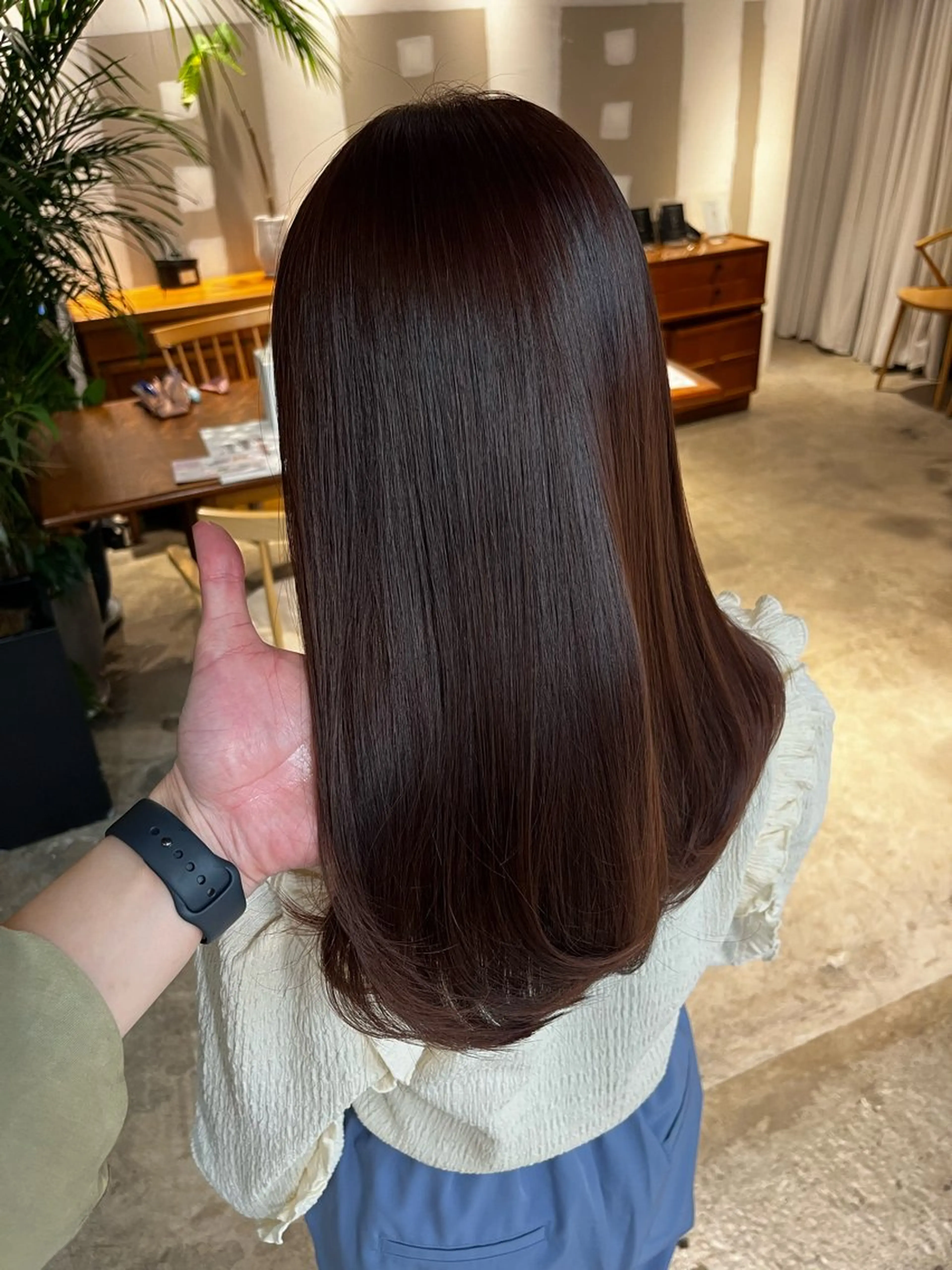 カラー ブラウンカラー ピンクカラー ウルフとハイトーン オタク美容師のユウトのヘアスタイル