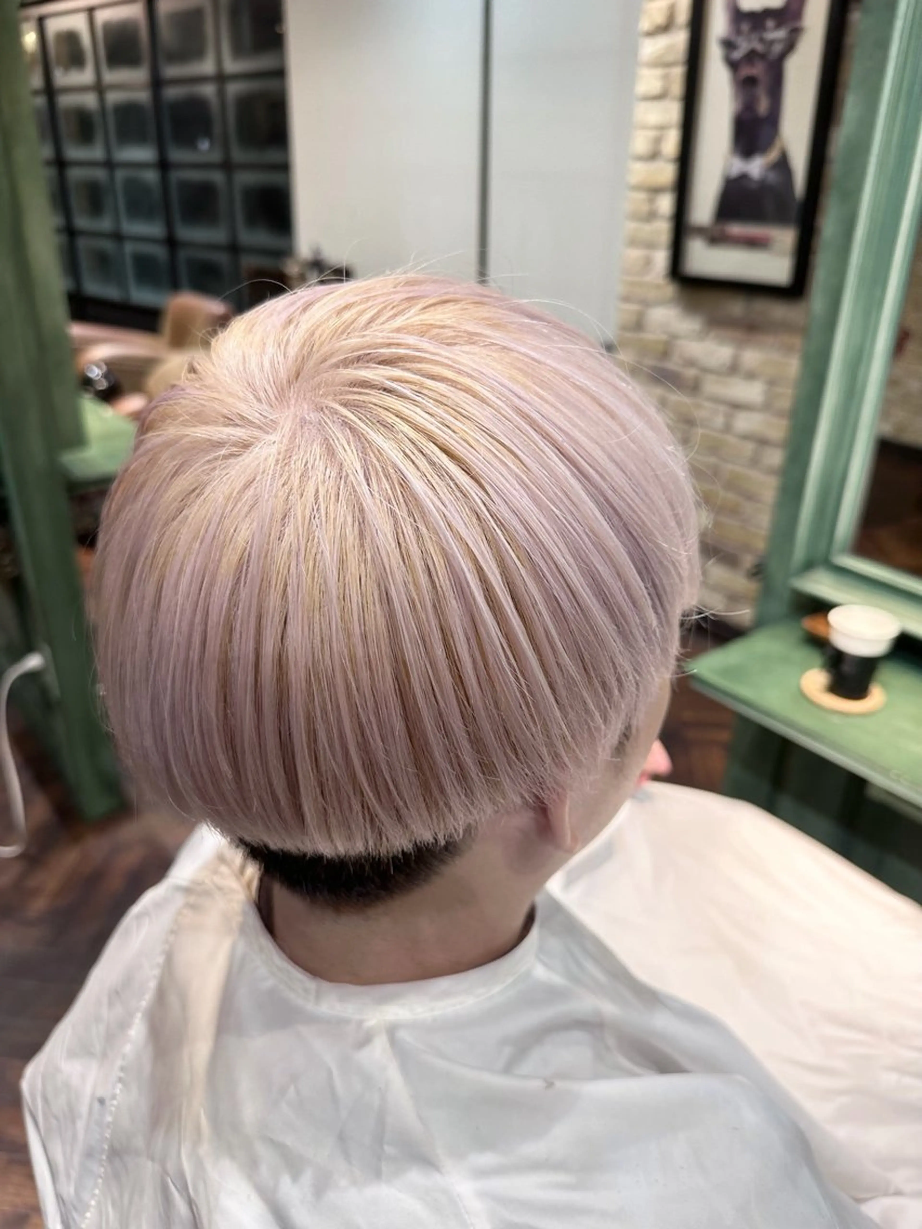 ショート ショートヘア カット ヘアカラー トリートメント Monan 新宿所属・ケイジ✨透明感 /艶カラー✨のヘアスタイル