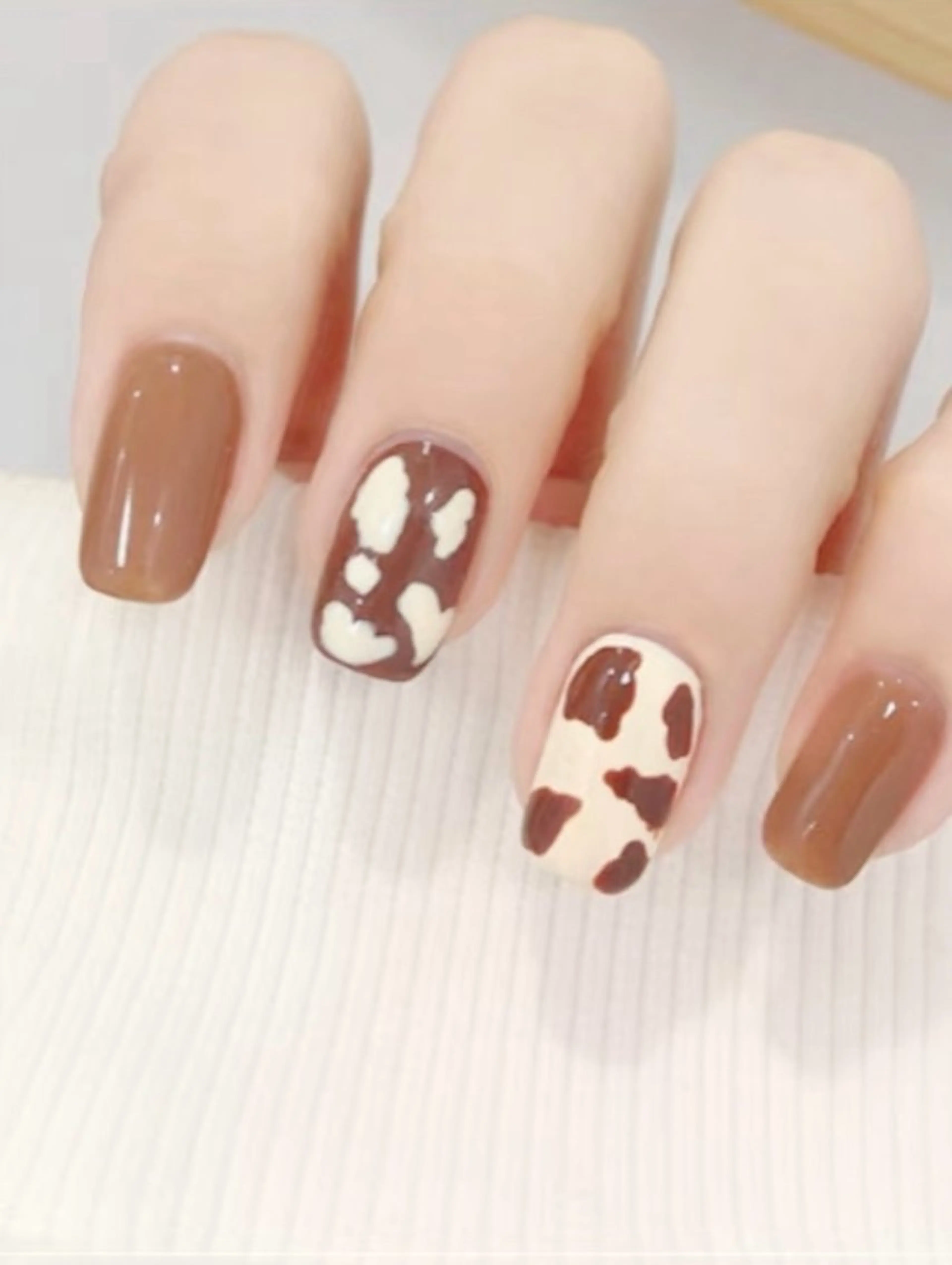 ネイル ハンドネイル H3 Nail Tsuki🦋💙のネイルデザイン