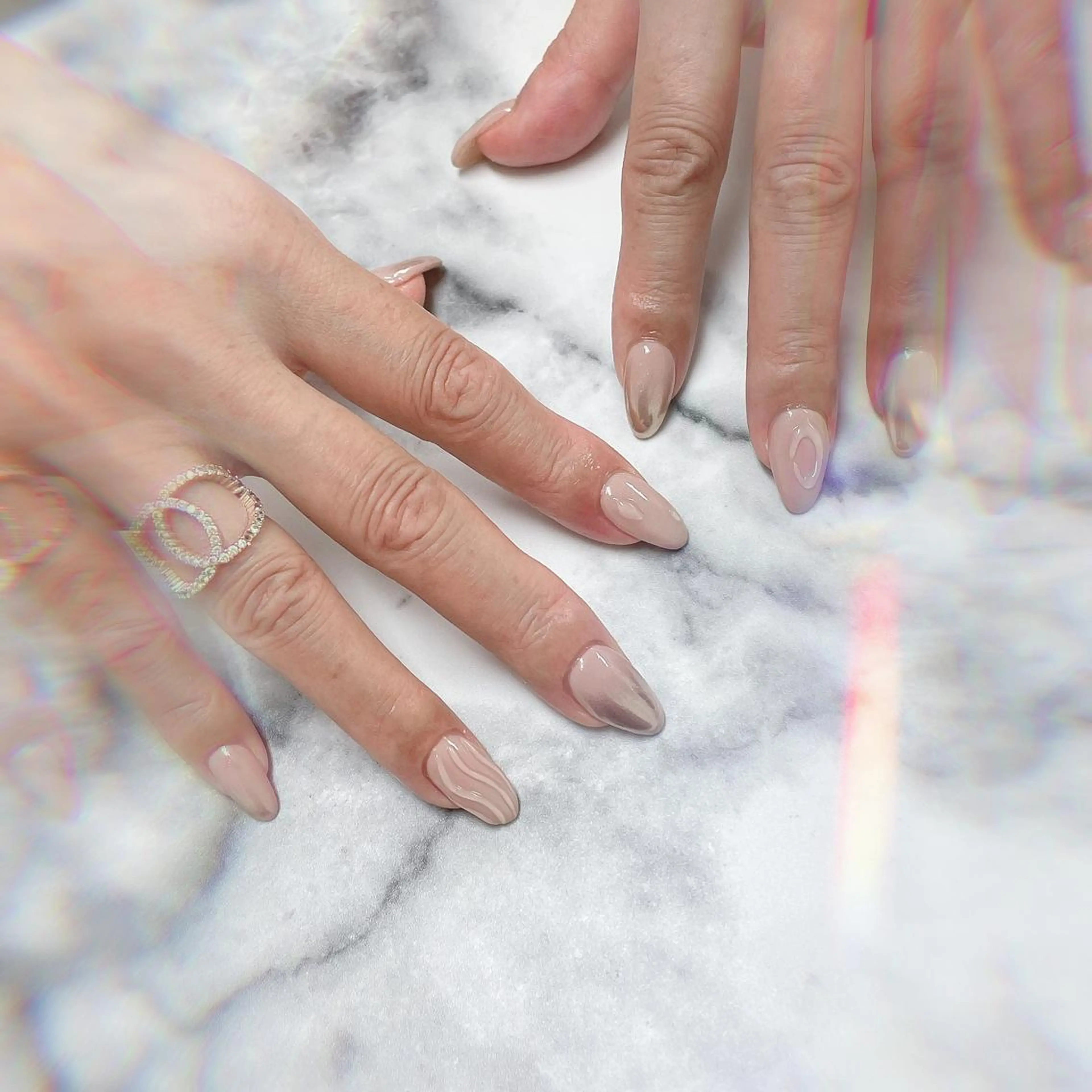 ミディアム ハンドネイル ハンドケア 💎ビューティサロン 湘南　RIRAN💎のネイルデザイン