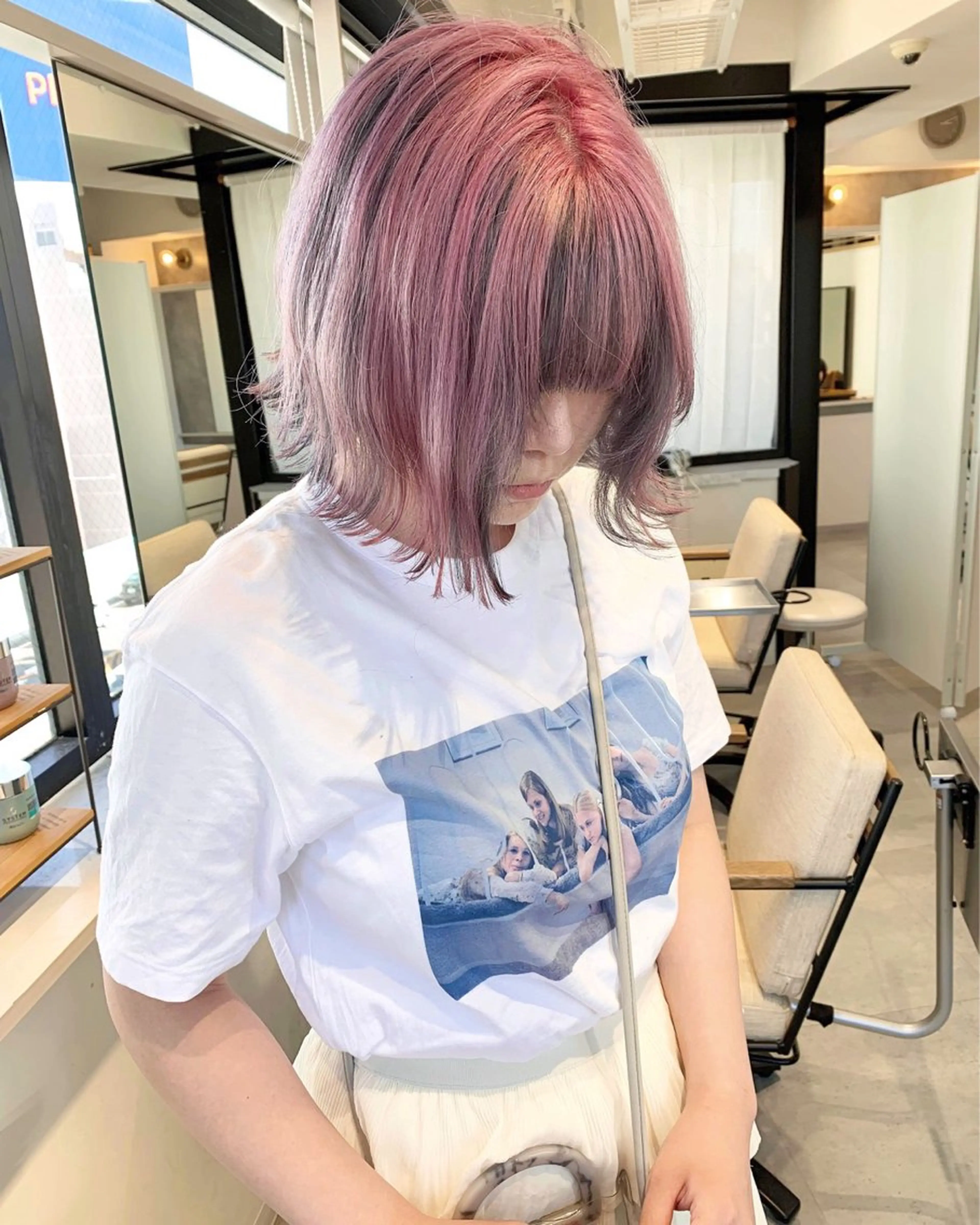 ミディアム カラー kanta 梅田 韓国ハイトーンのヘアスタイル