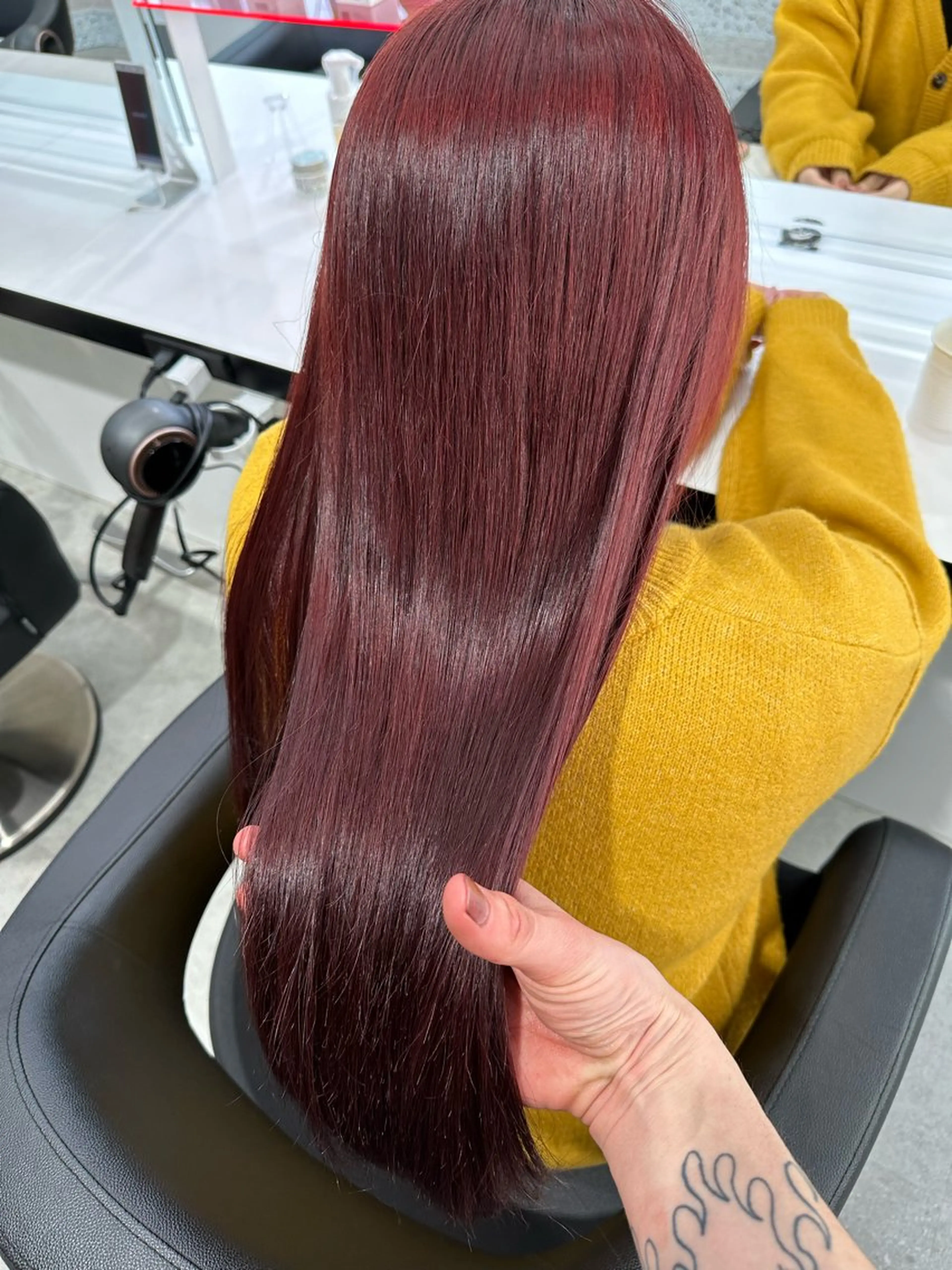 セミロング カラー カット ヘアカラー 🍒ワイン系 ウルフカット🍒拓未のヘアスタイル