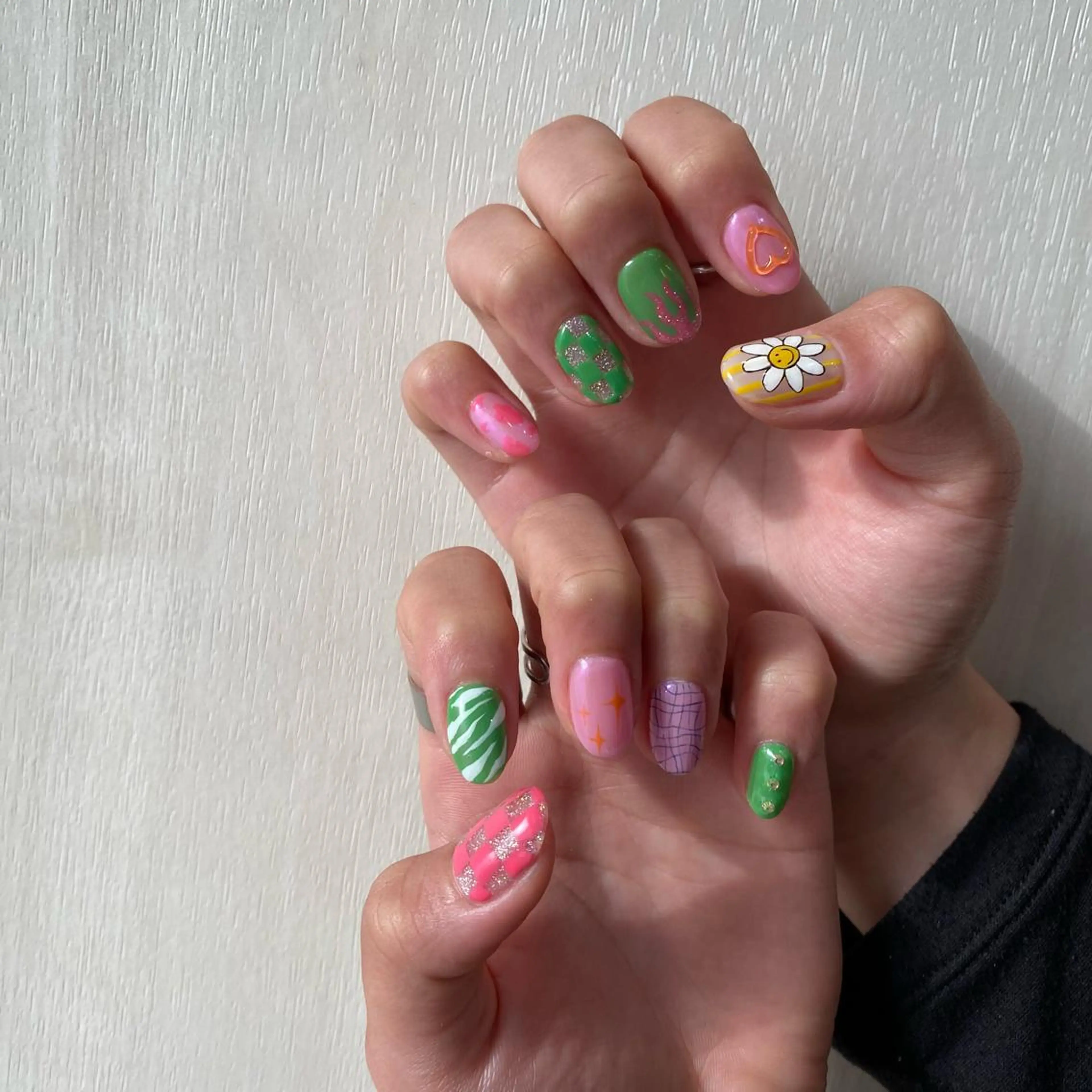 ネイル ハンドネイル 岩山 直子のネイルデザイン