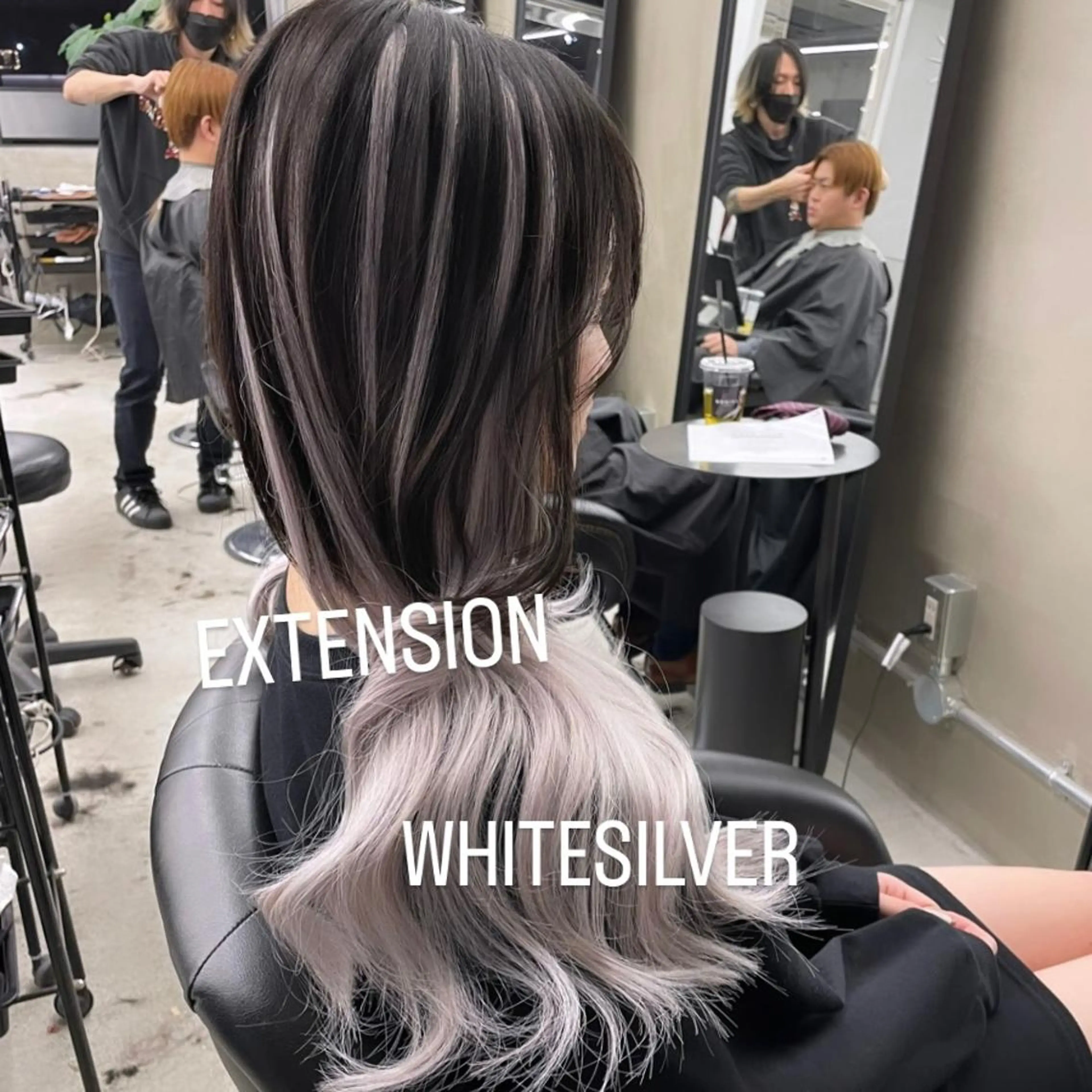 ロング カラー エクステ エクステ🩵ブリーチ 韓国ヘア🩵KAEのヘアスタイル