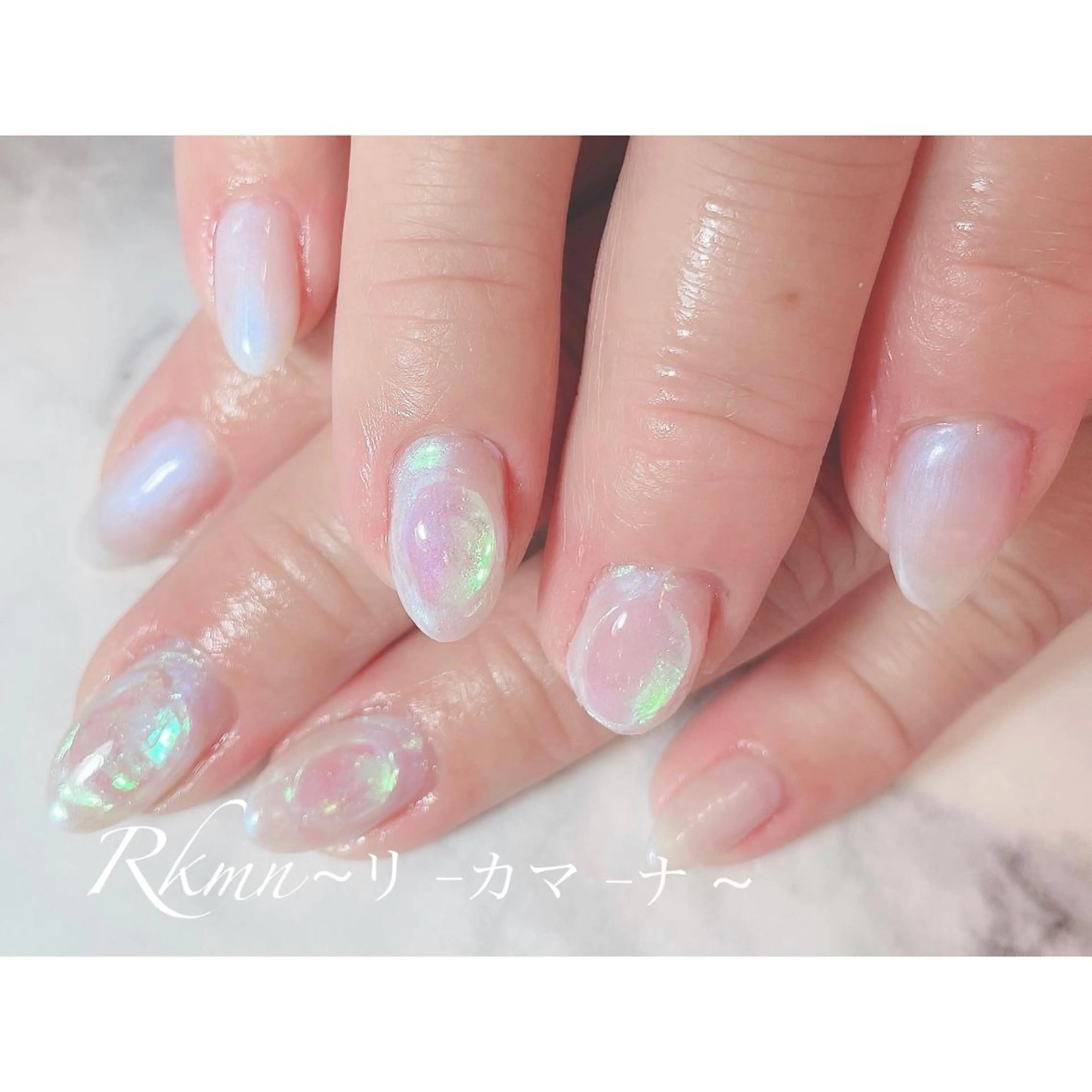 ネイル アートネイル オーロラネイル フレンチネイル ジェルネイル グラデーション ハンドネイル フットネイル ハンドケア Rkmn ~リ-カマ-ナ~のネイルデザイン