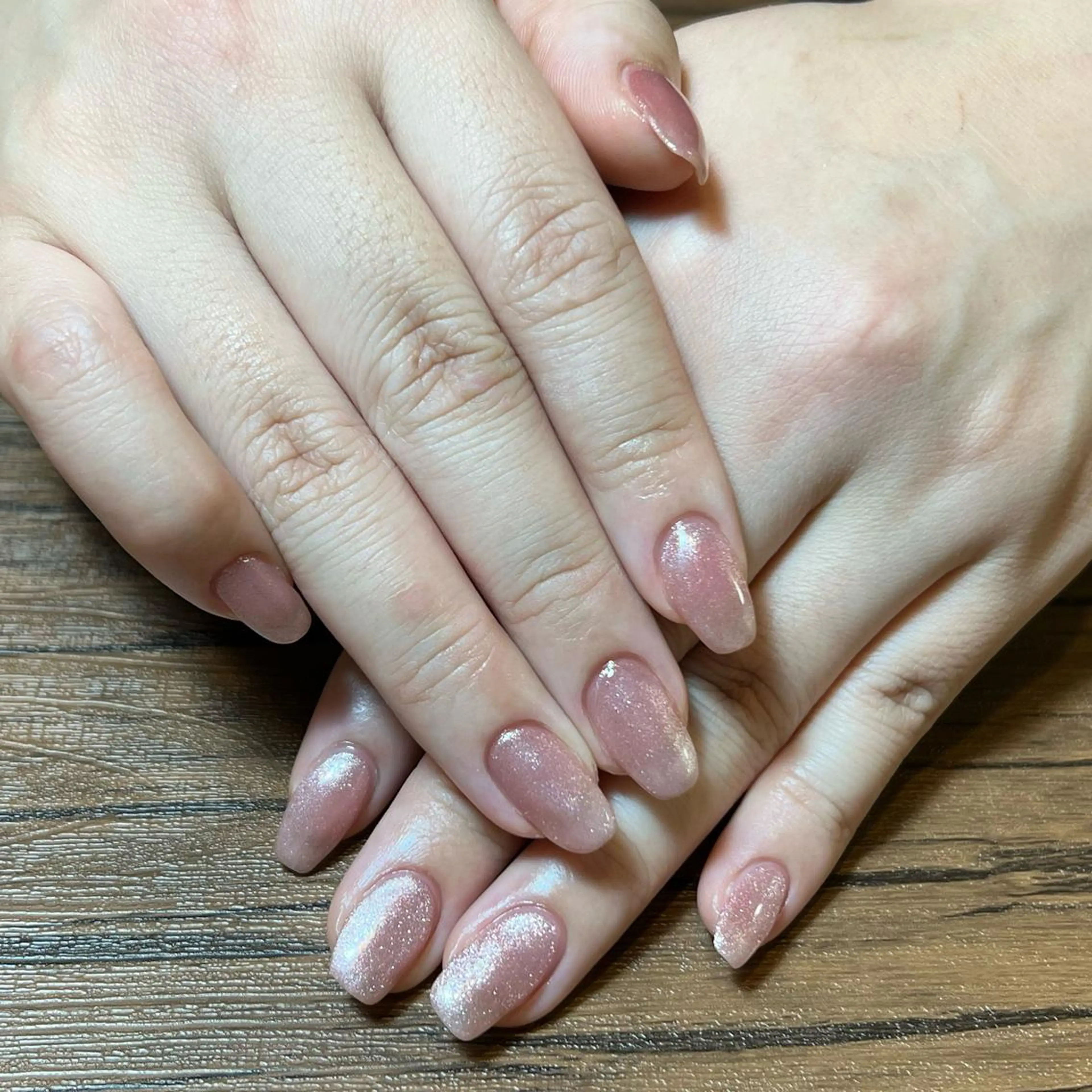 ネイル マグネットネイル マグネットワンカラー ワンカラーネイル ハンドネイル HENRIETTA NAILSALONのネイルデザイン