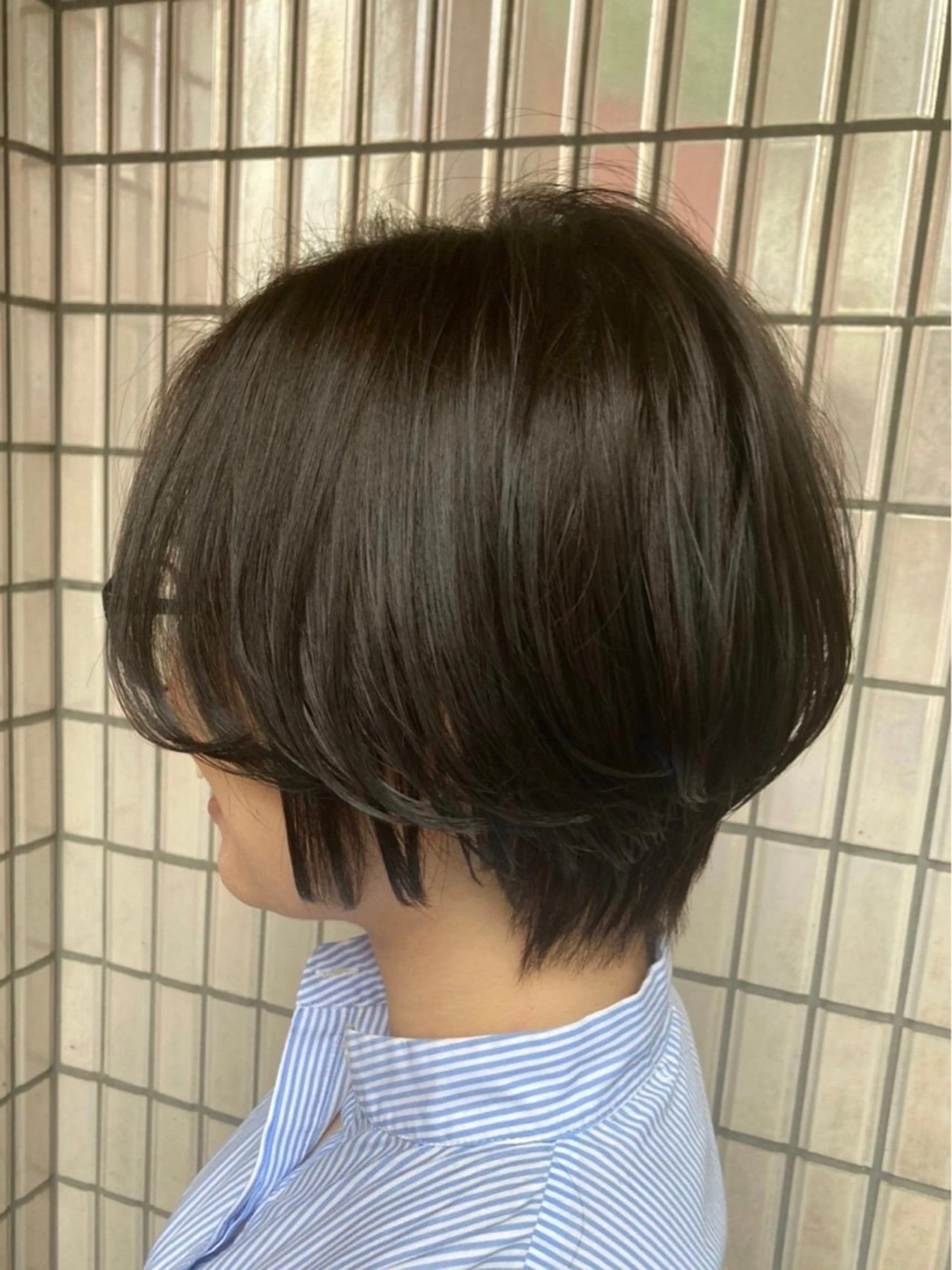 カラー 八馬 那由多のヘアスタイル