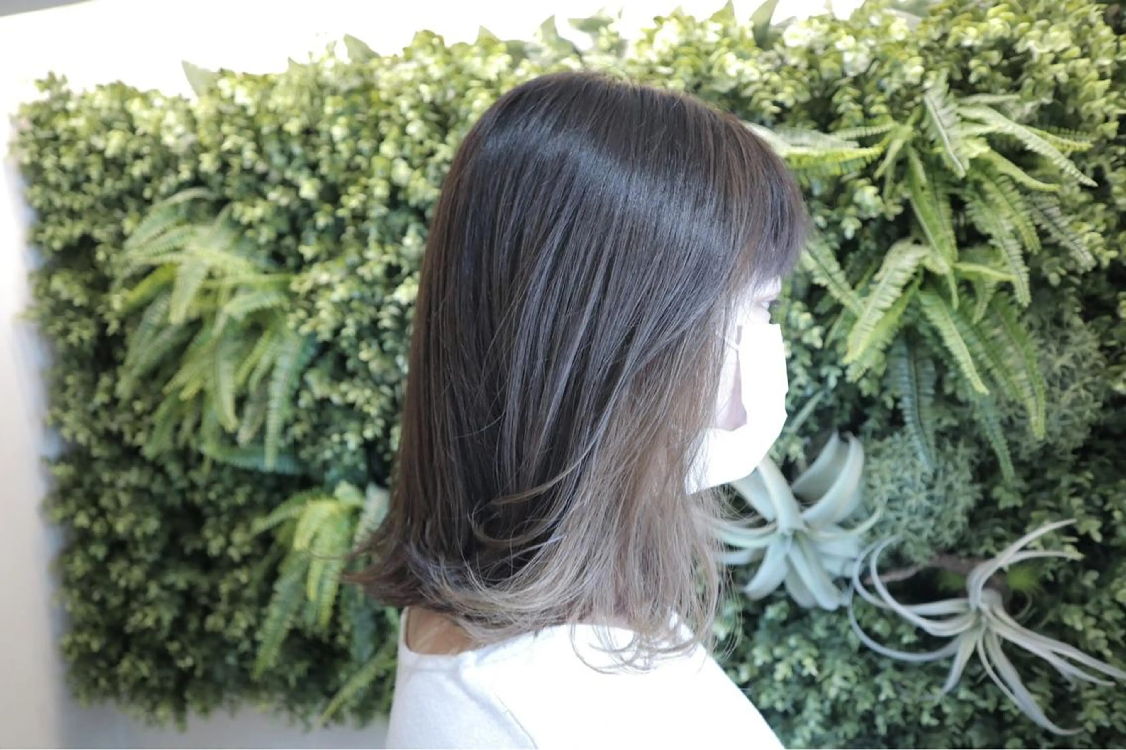 ミディアム ヘアカラー 水谷 菜央のヘアスタイル