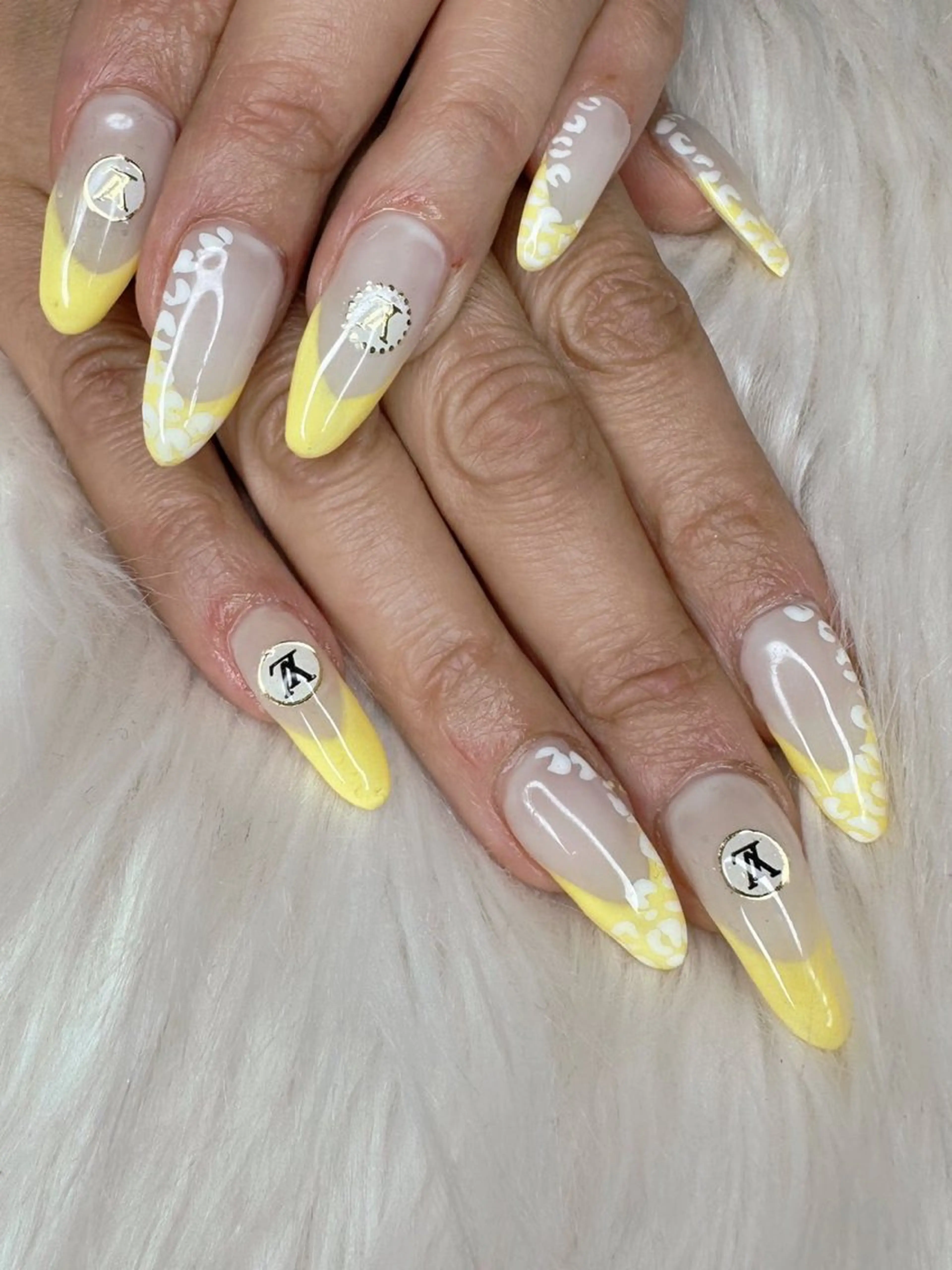 ネイル ハンドネイル VIOLA .nailのネイルデザイン