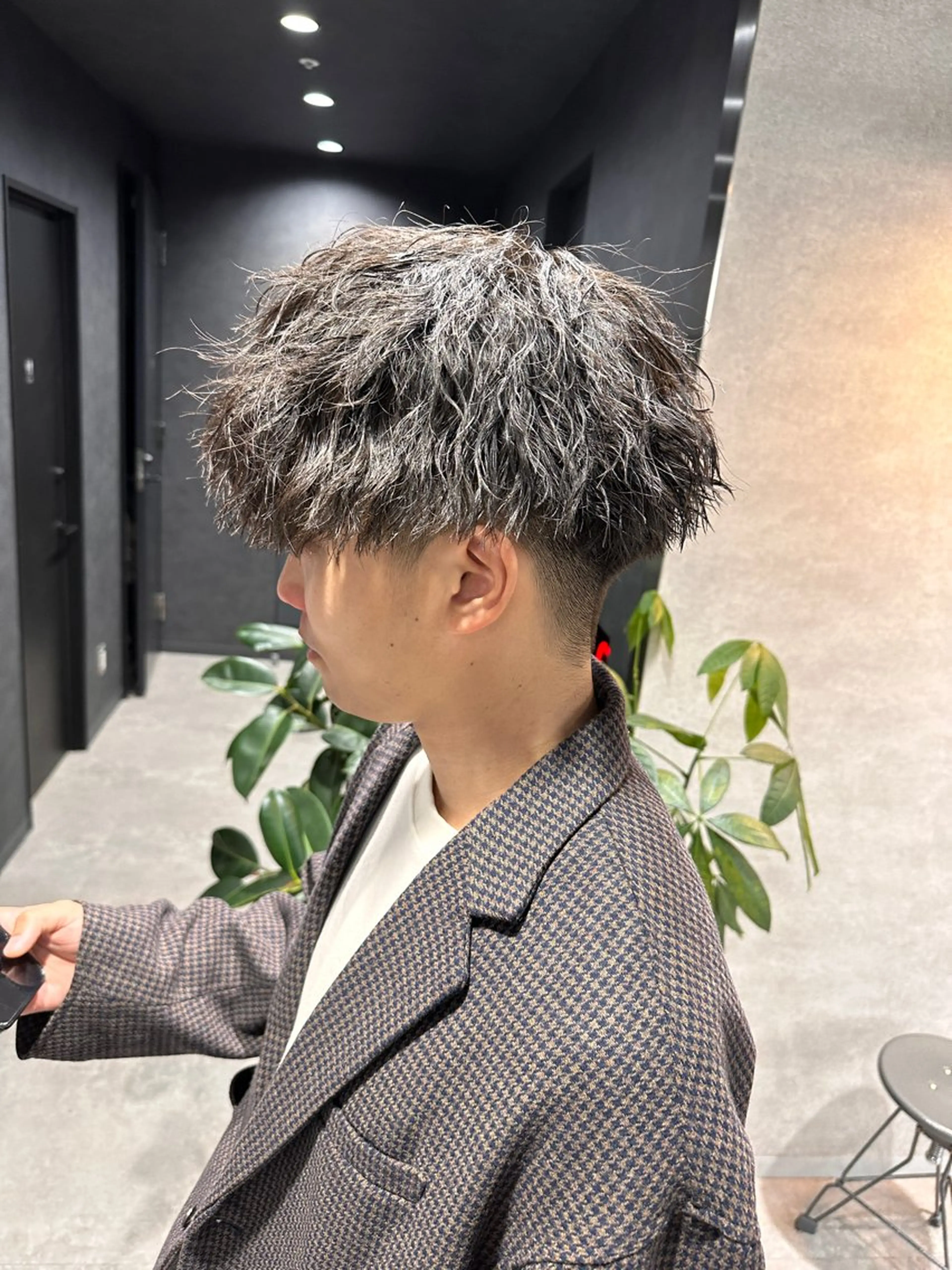 ショート カラー パーマ メンズ 渋谷駅から徒歩1分 BLUCKメンズヘアのヘアスタイル