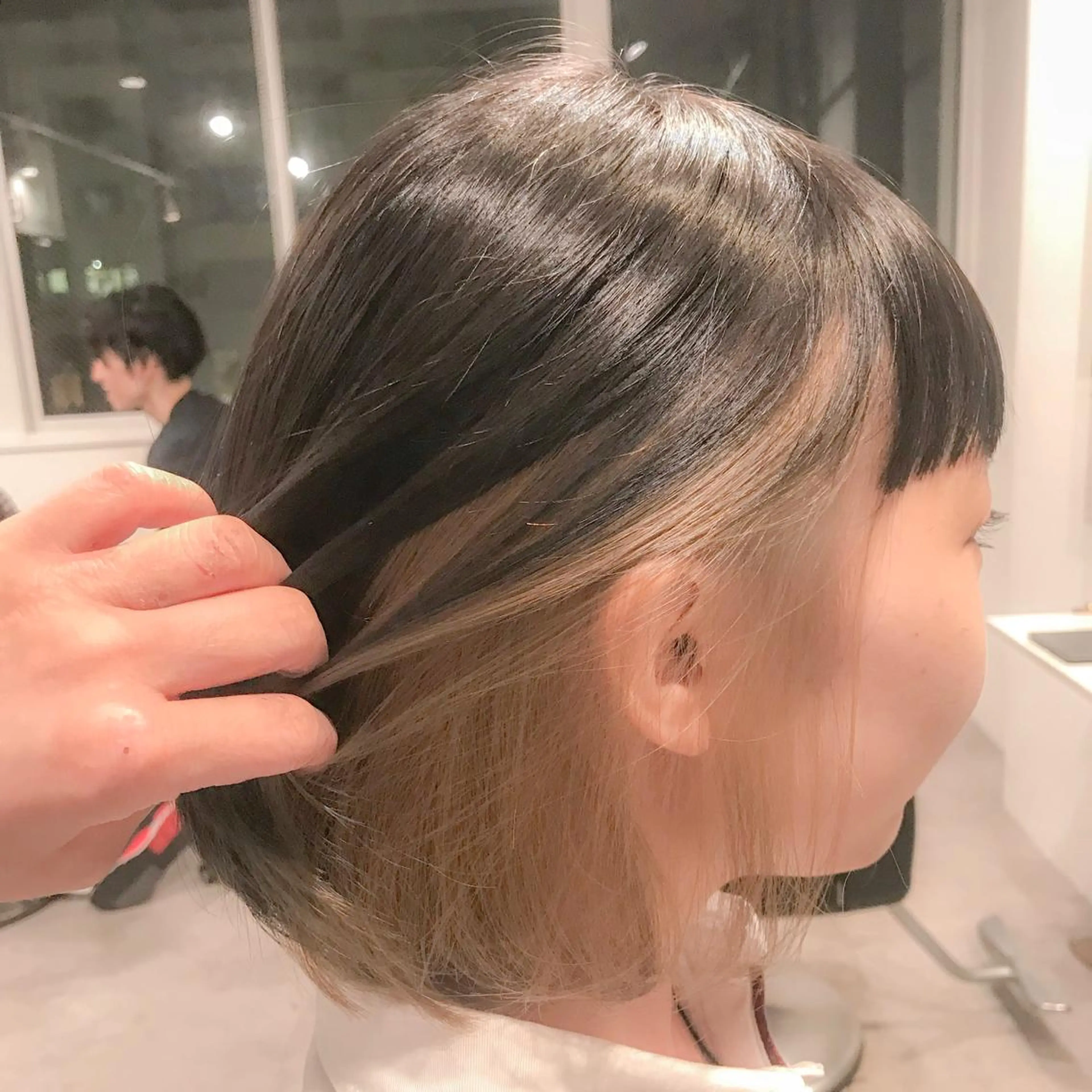 大人気✨インナーカラー✨カット+カラー(ブリーチ込み)の写真