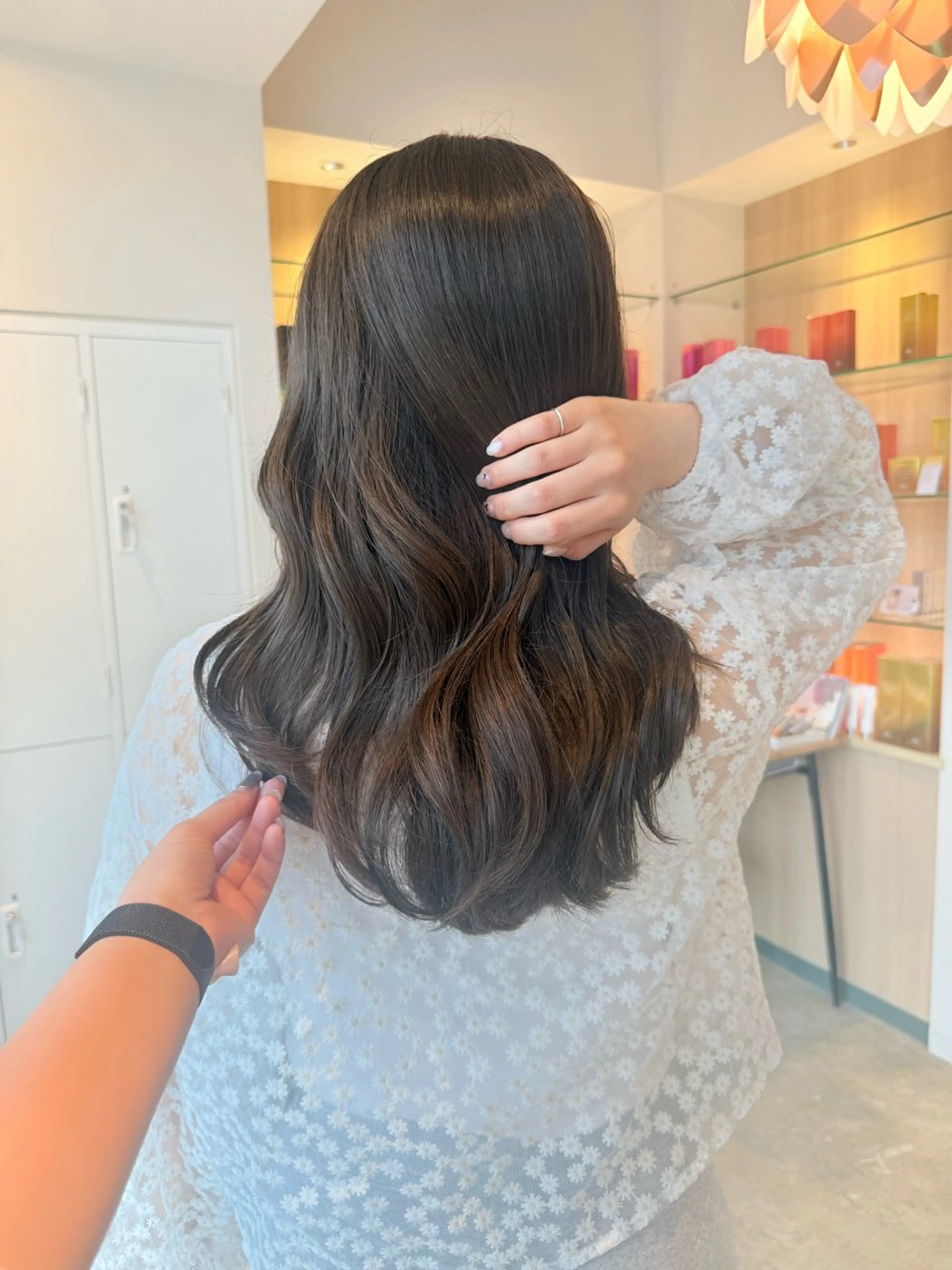 ロング カット ヘアカラー トリートメント 池村 美月のヘアスタイル