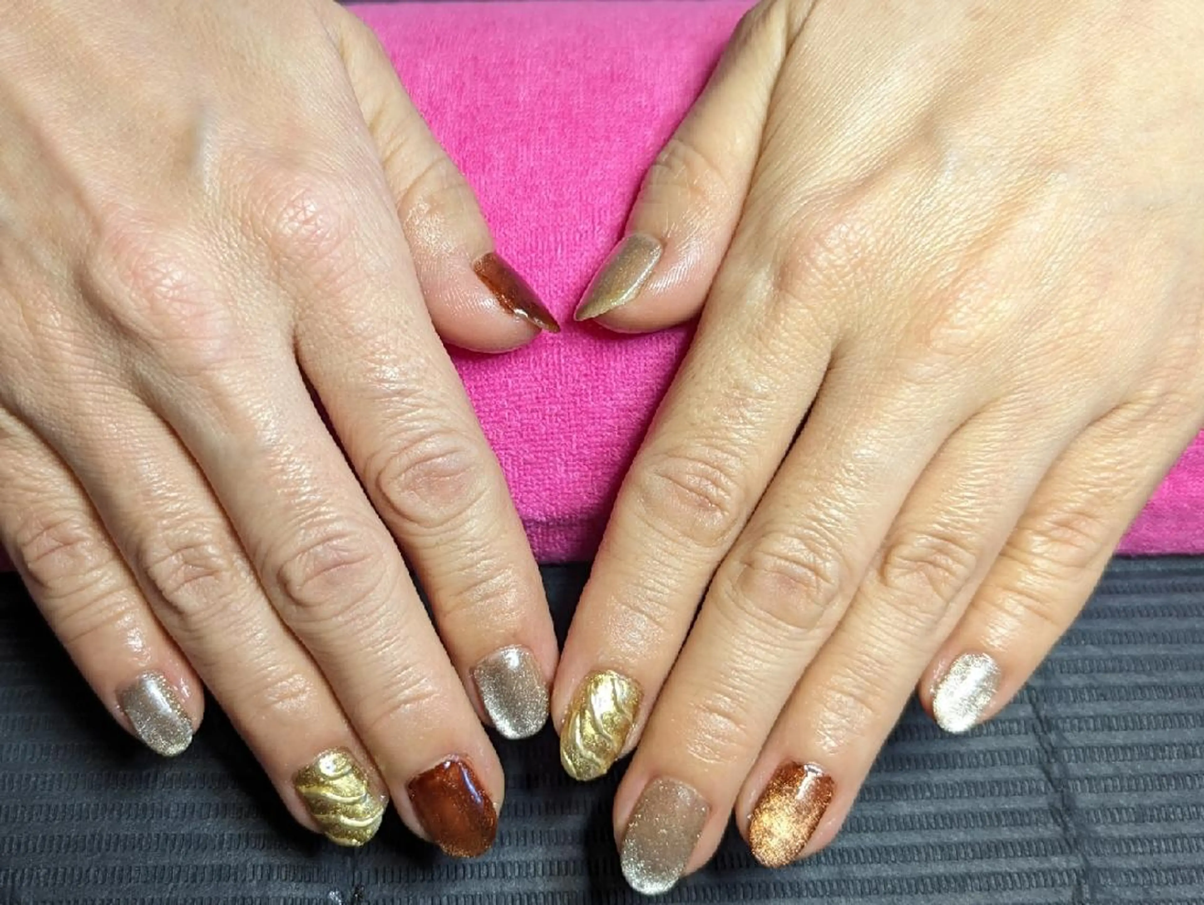 ネイル マグネットネイル ミラーネイル ハンドネイル ✨ameru✨ nailsalonのネイルデザイン