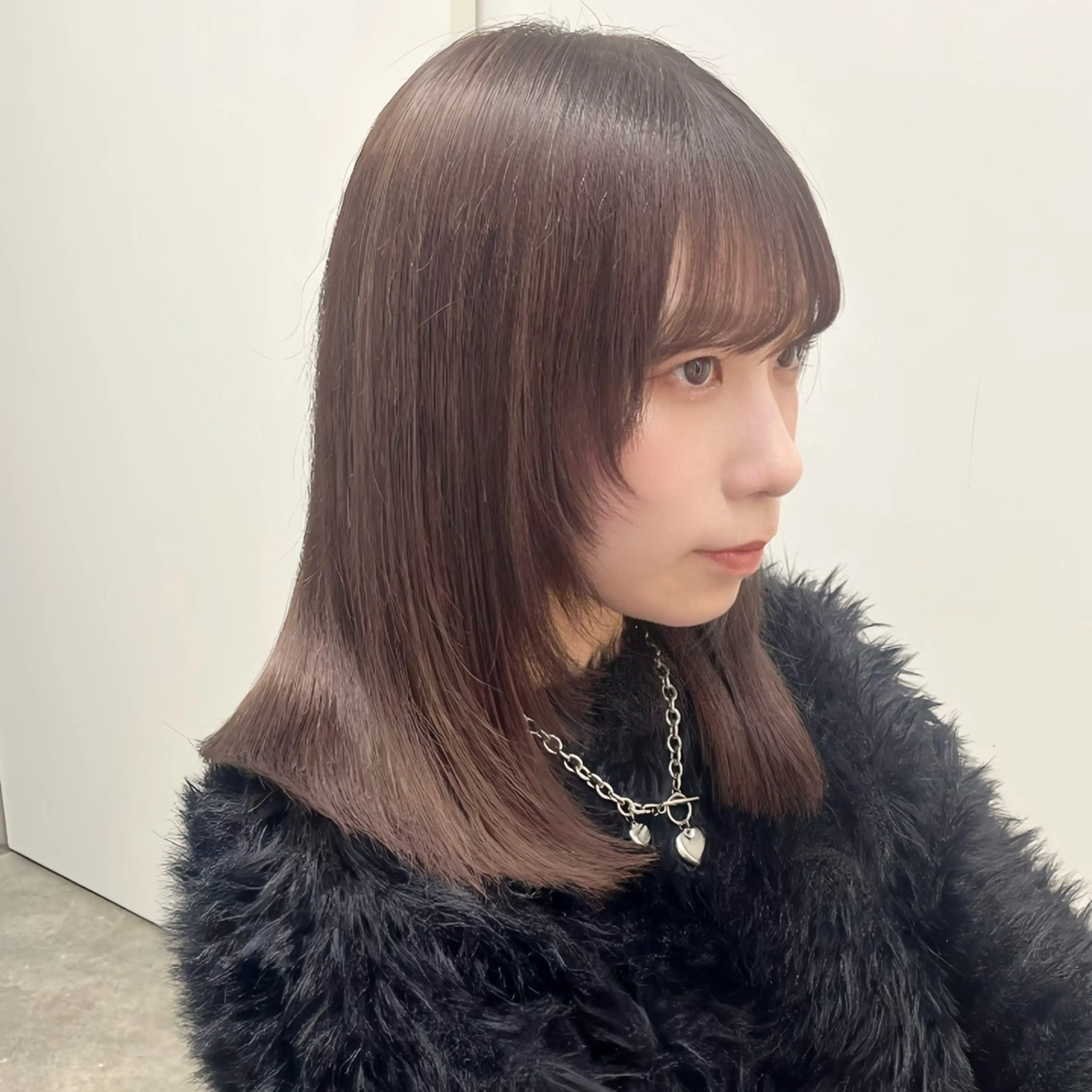 ミディアム カラー ブラウンカラー ココアブラウン 韓国風ヘア カット ヘアカラー トリートメント sia所属・巻ける縮毛矯正🪞 髪質改善特化谷名勇輝のヘアスタイル