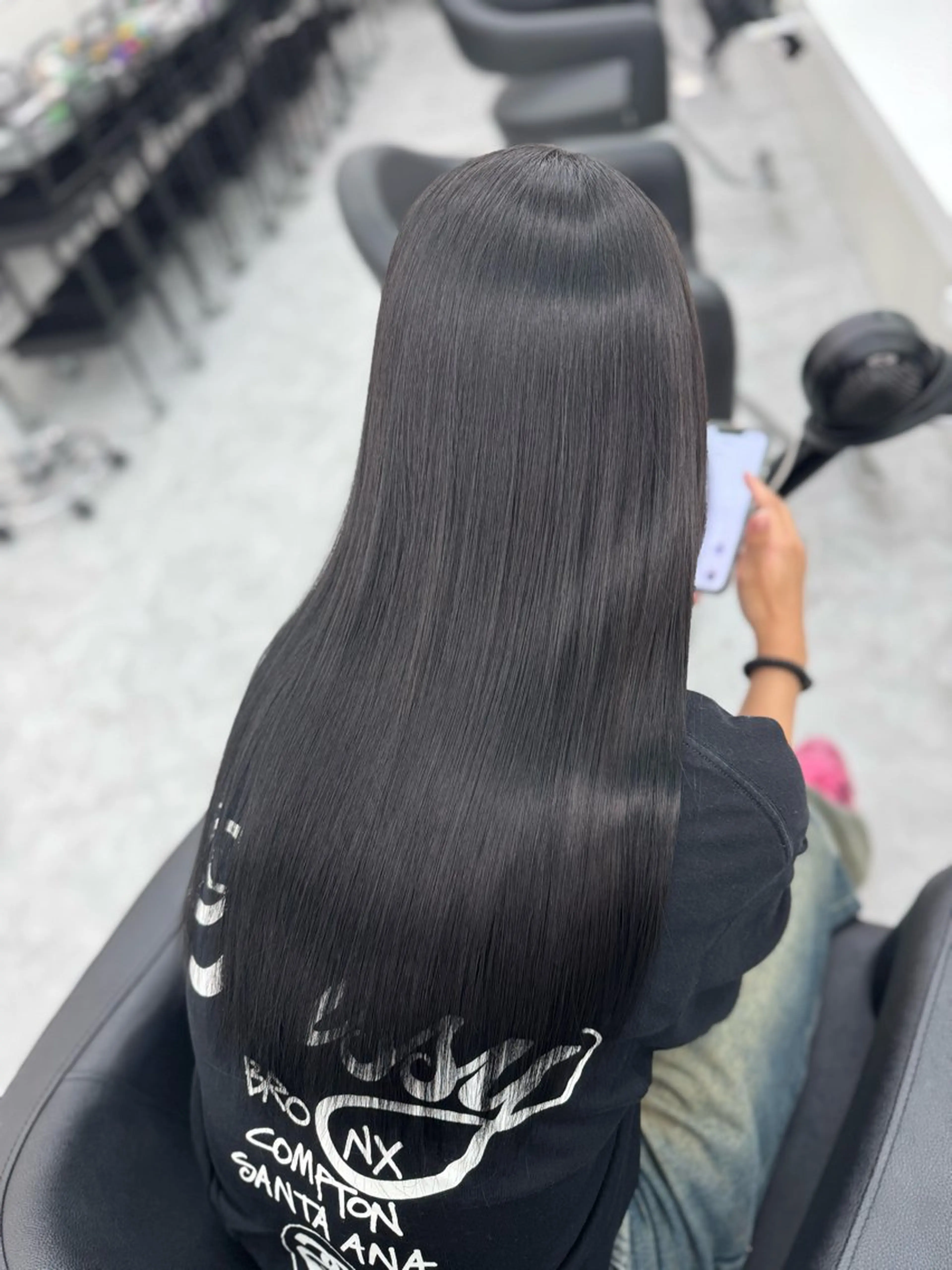 🤍Mei🤍赤み消 し透明感ツヤカラーのヘアスタイル