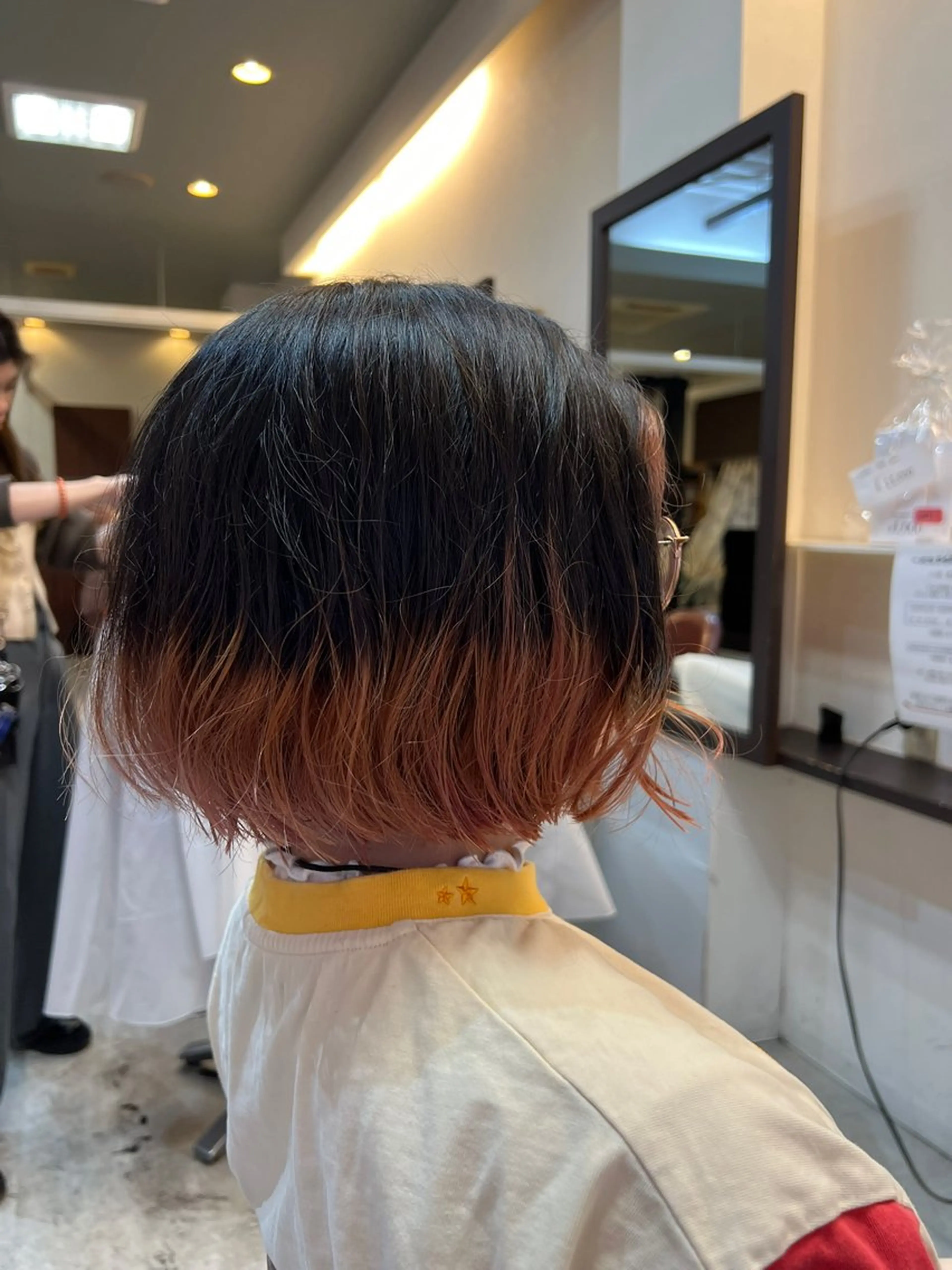 ミディアム カット ヘアカラー 松山 優里のヘアスタイル