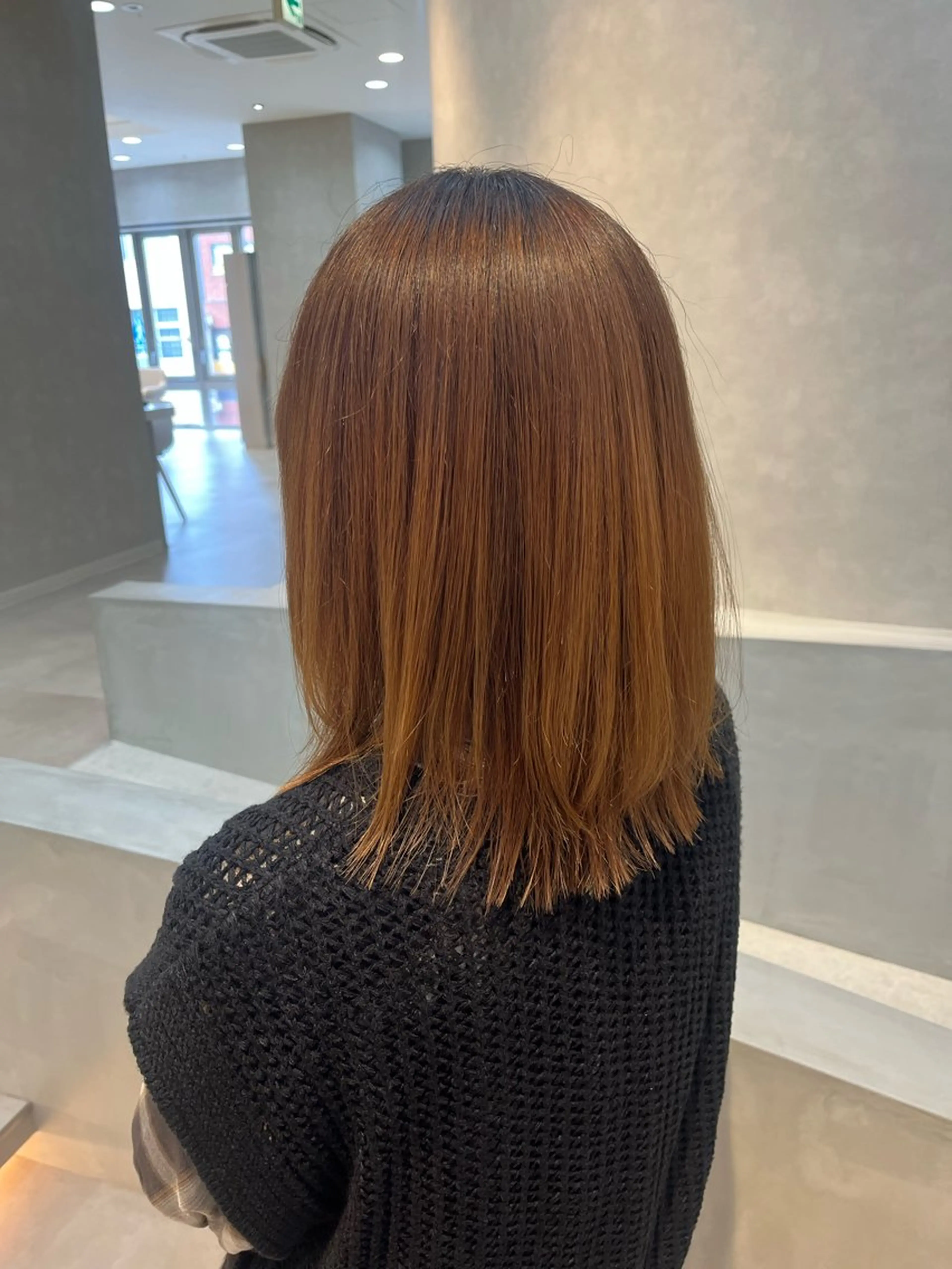 ミディアム ボブ レイヤーカット 関 琴美のヘアスタイル