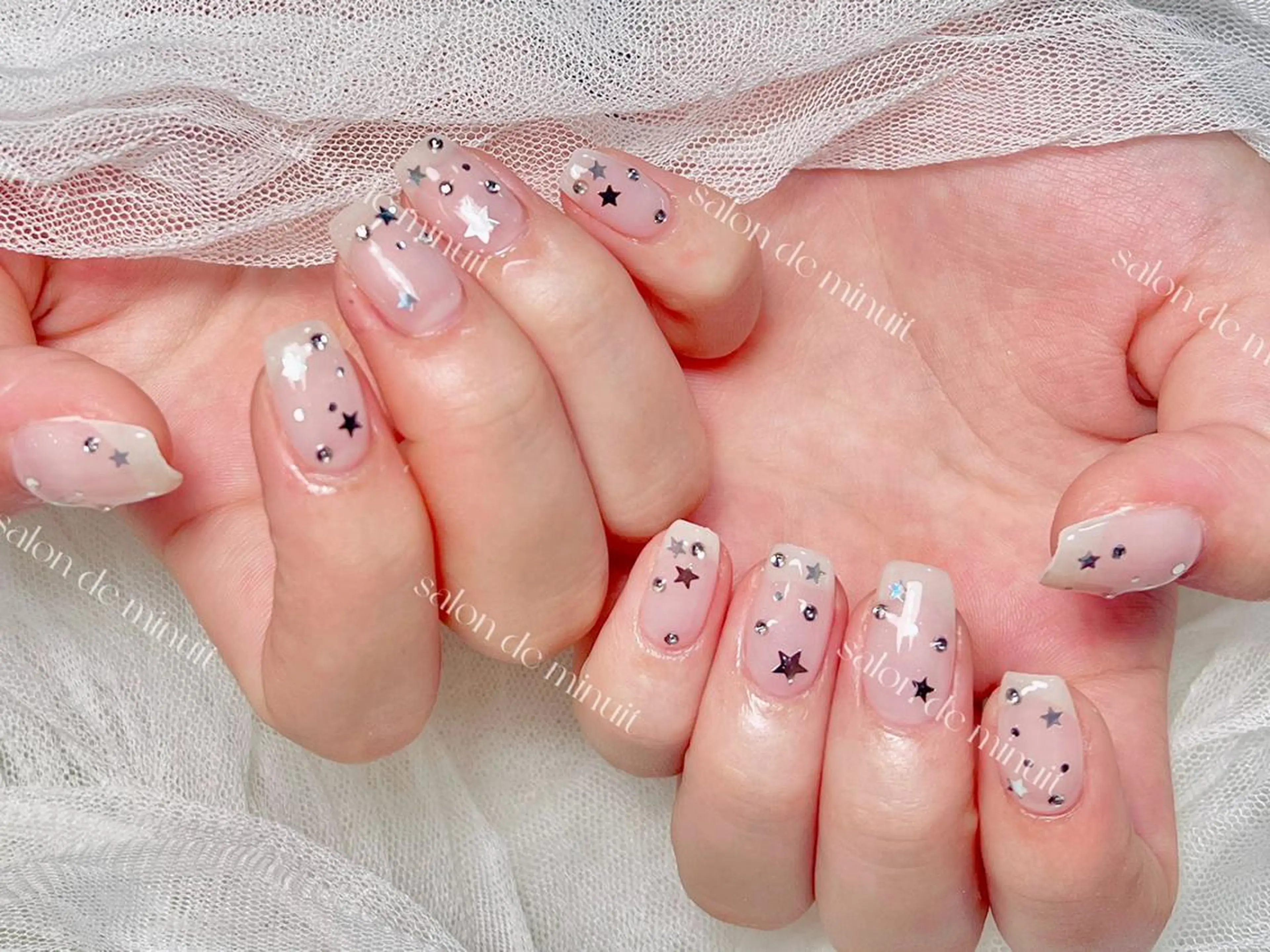 ネイル Salon de Minuit🦩のネイルデザイン