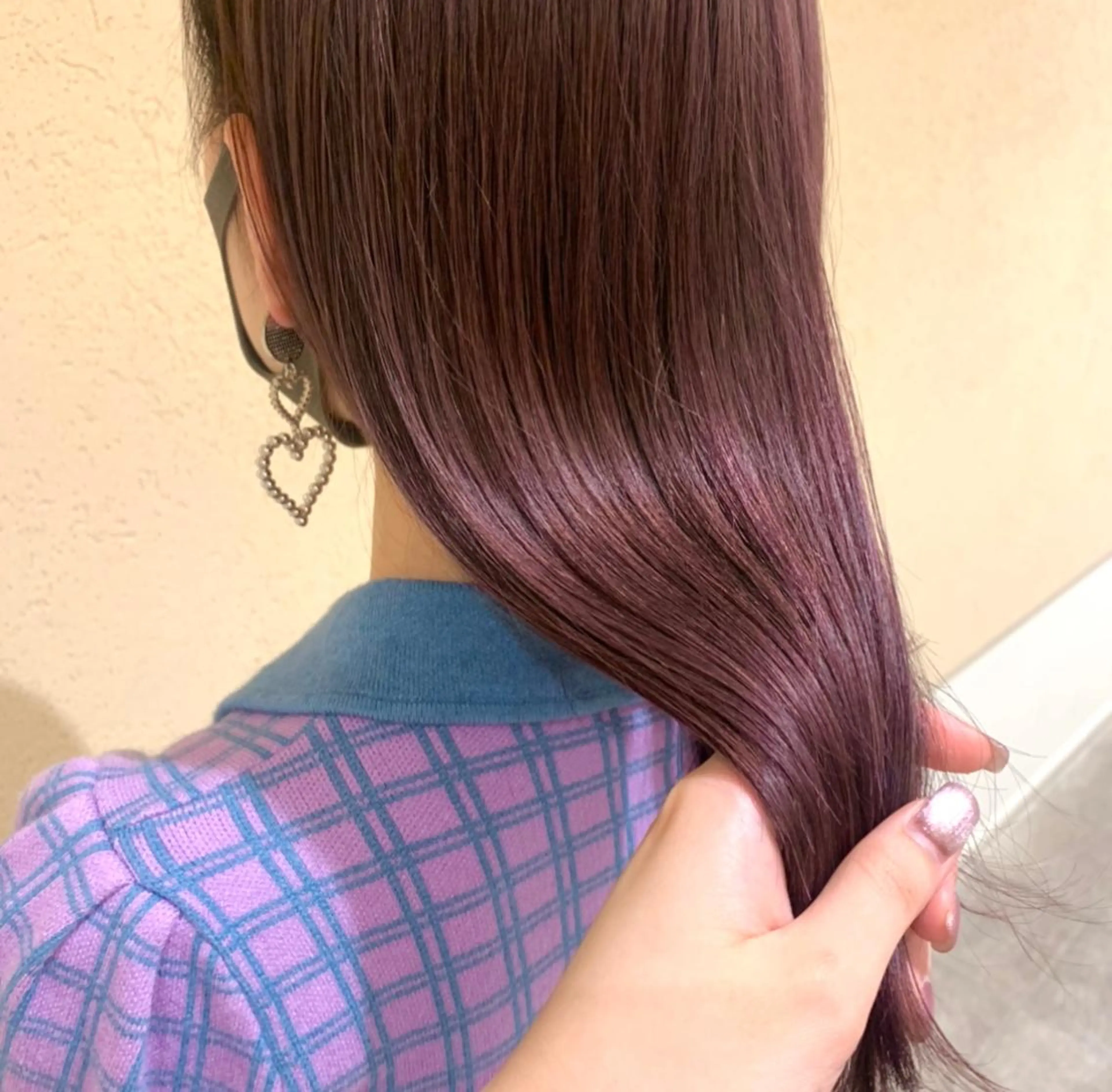 セミロング カラー ピンクカラー ピンクパープル パープルカラー ヘアカラー トリートメント GO TODAY SHAiRE SALON所属・𝒢𝒾𝓇𝓁𝓎 ⑅　𝓎𝓊𝓀𝒶のヘアスタイル