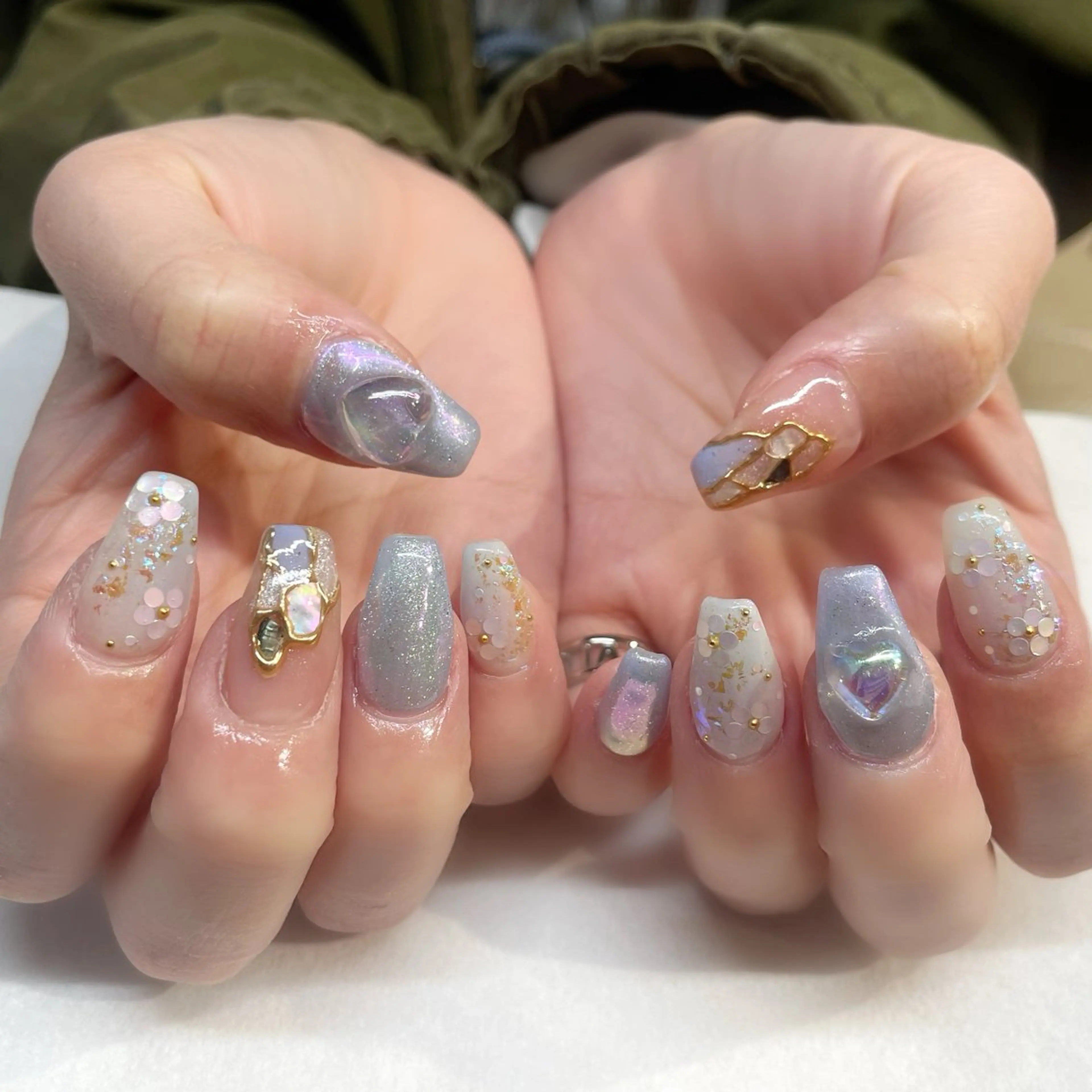 ネイル ハンドネイル 🌈🐰 saki. m 🐰🌈のネイルデザイン